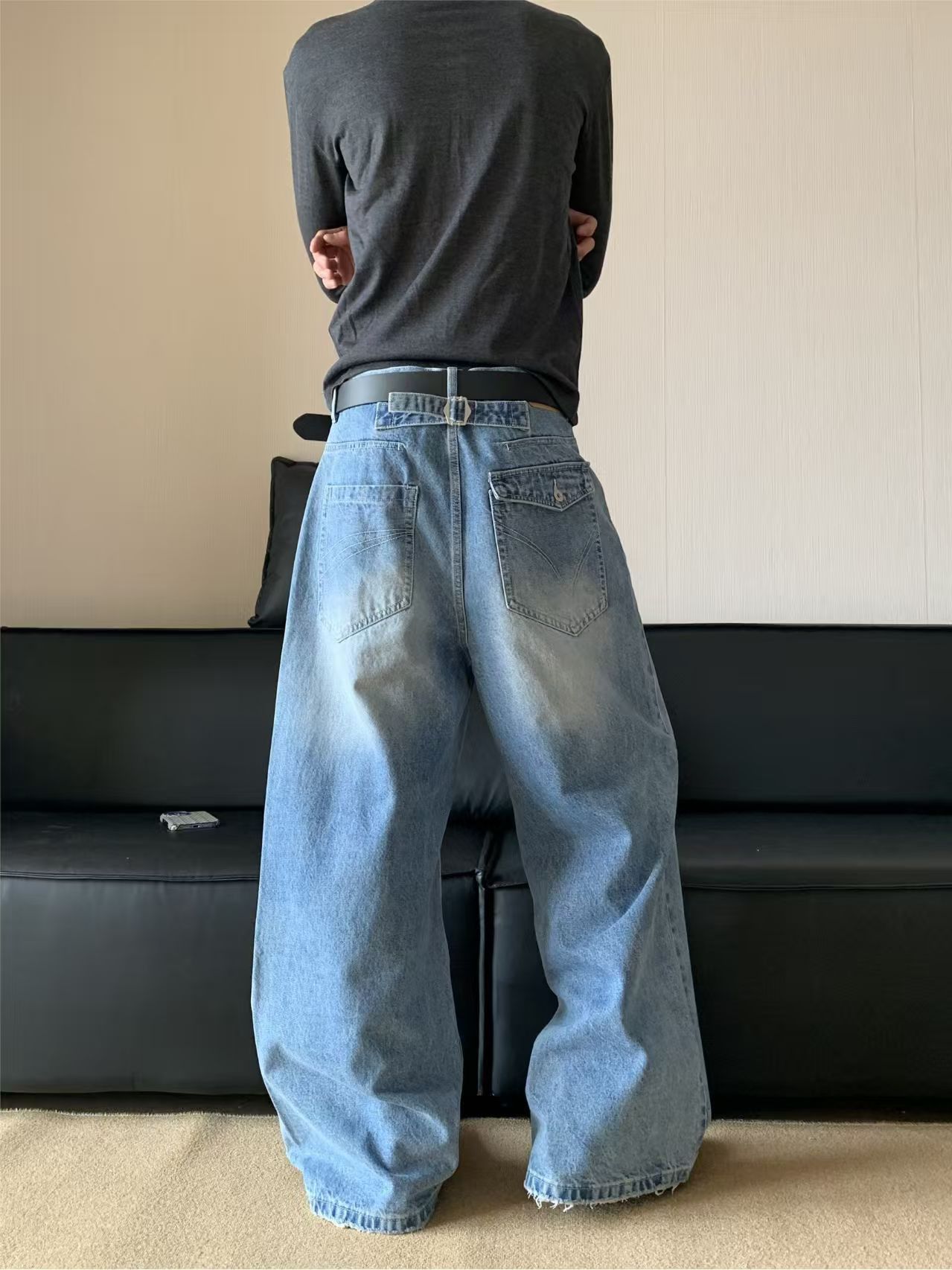 Japanese Brand Blue washed vintage loose straight leg jeans Size US 32 / EU 48 - 3 Thumbnail