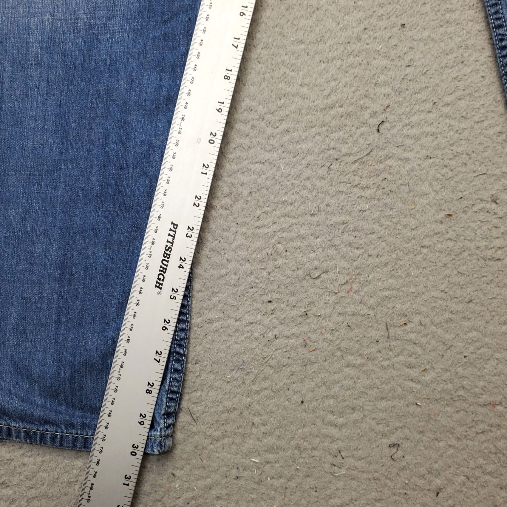 Levi's Levi's Jeans Mens Size 38 Levi's Jeans Blue Denim Medium Wash Comfort Straight Leg 5-Pocket Regular Inseam 30" Size US 38 / EU 54 - 4 Thumbnail
