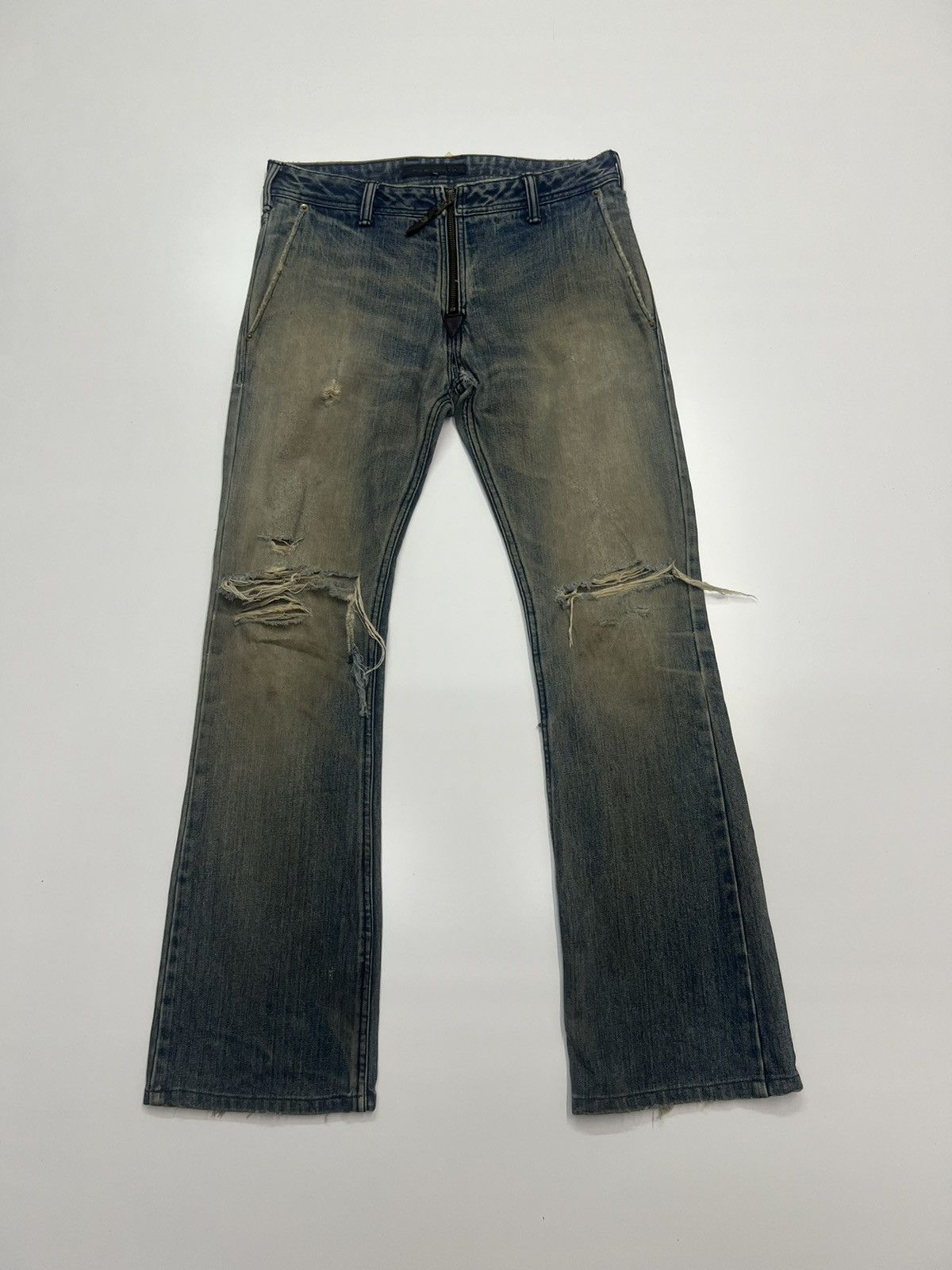 Japanese Brand Vintage Paranoid Distress Flare Denim Made In Japan Size 32" Size US 32 / EU 48 - 1 Thumbnail