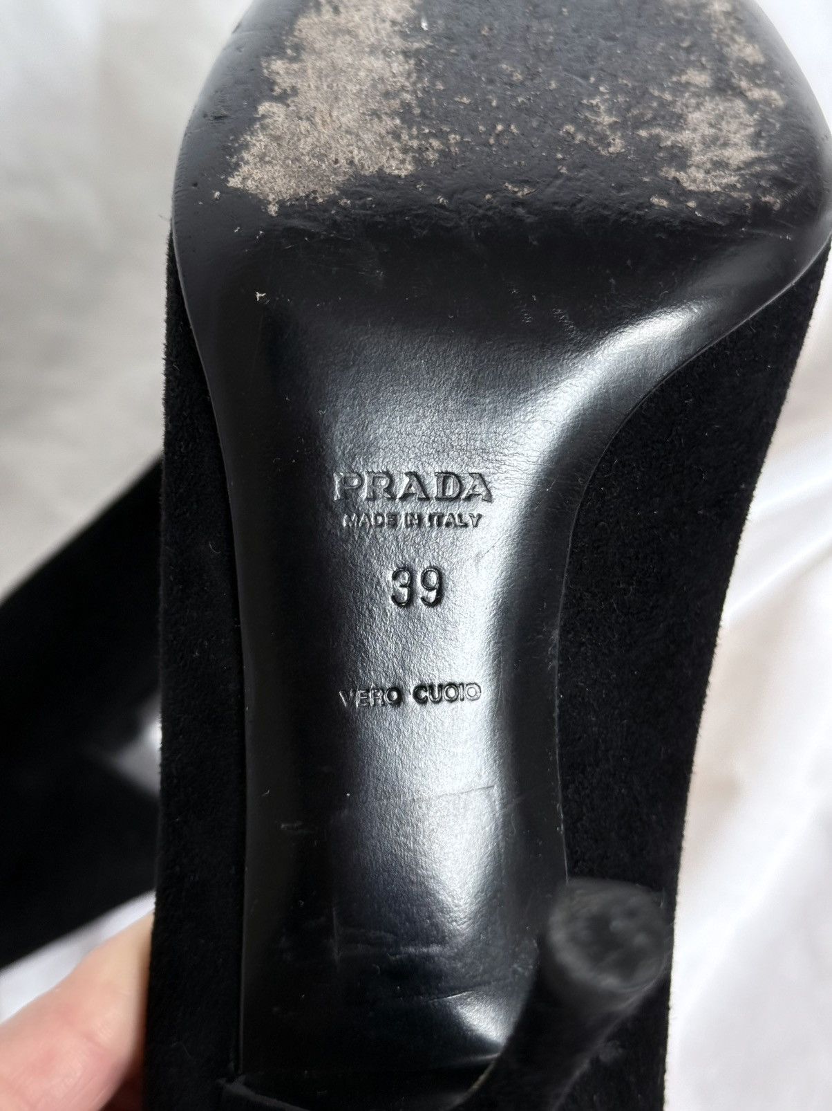 Prada Prada Black Suede Classic Basic Pumps Heels Pointed Toe Size US 9 / IT 39 - 6 Thumbnail