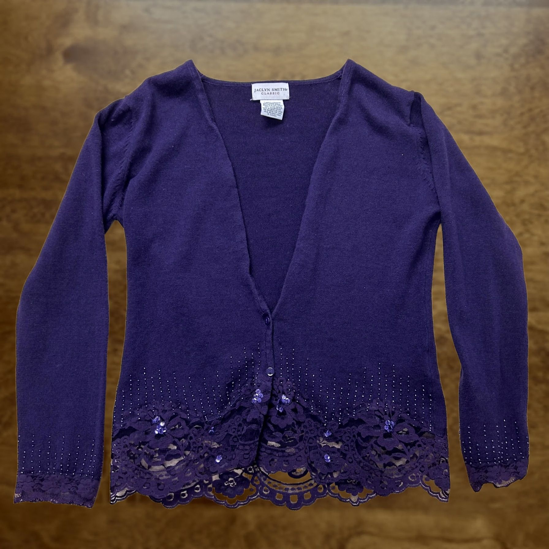 Vintage VINTAGE Jaclyn Smith Cardigan Shirt Womens Small Purple Lace Sequin V Neck Hem Size S / US 4 / IT 40 - 1 Thumbnail