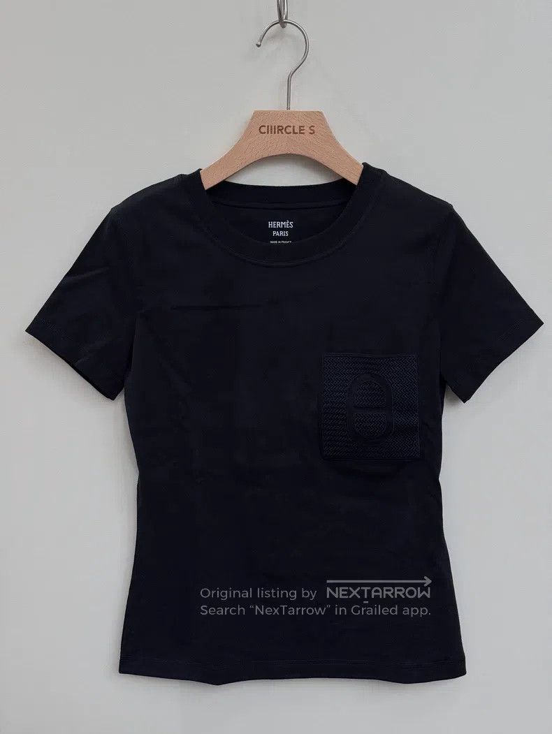 Hermes Hermes Black Pig Nose Embroidered Short-sleeve Size XS / US 0-2 / IT 36-38 - 1 Thumbnail