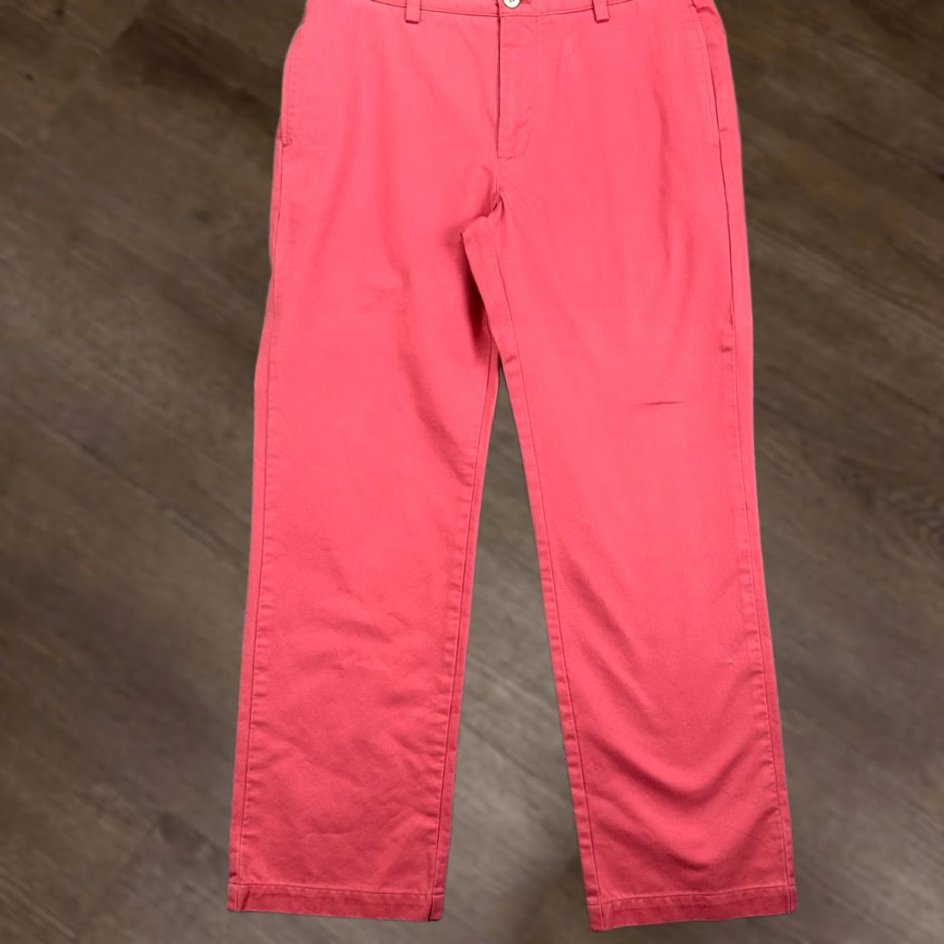 Vineyard Vines Vineyard Vines Khaki Pants Mens 32x30 Pink Flat Front Casual Straight Leg Pocket Pants Mens 32x30 Pink Flat Front Casual Straight Leg Pocket Womens? Size US 32 / EU 48 - 1 Thumbnail