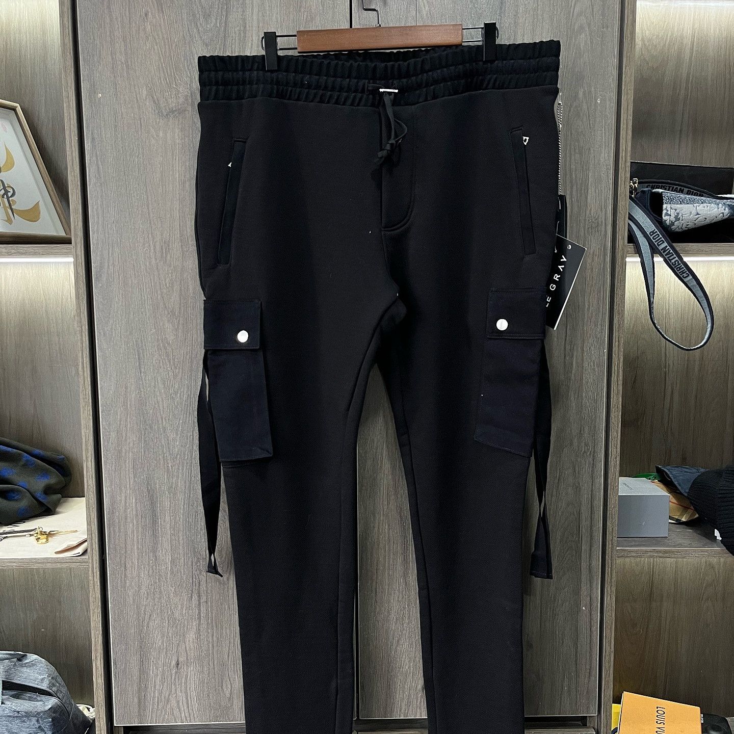 Amiri AMIRI Cargo Sweatpants Size XL Size US 36 / EU 52 - 1 Thumbnail