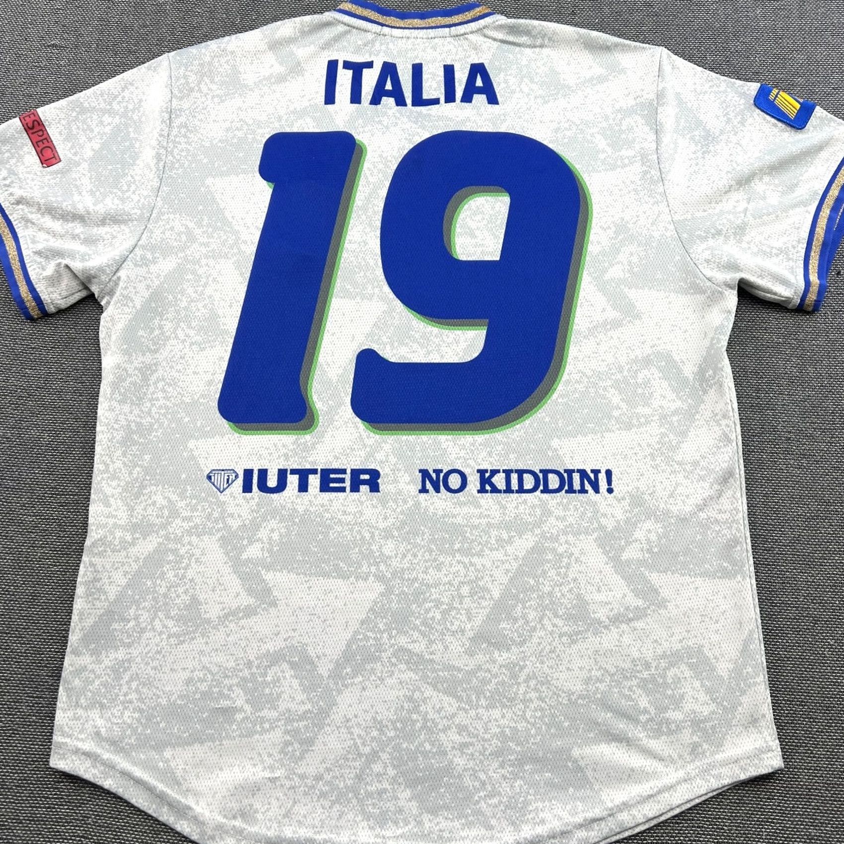 Vintage IUTER No Kiddin! Football Jersey Men Size M Medium Shirt Soccer NYC Size US M / EU 48-50 / 2 - 4 Thumbnail