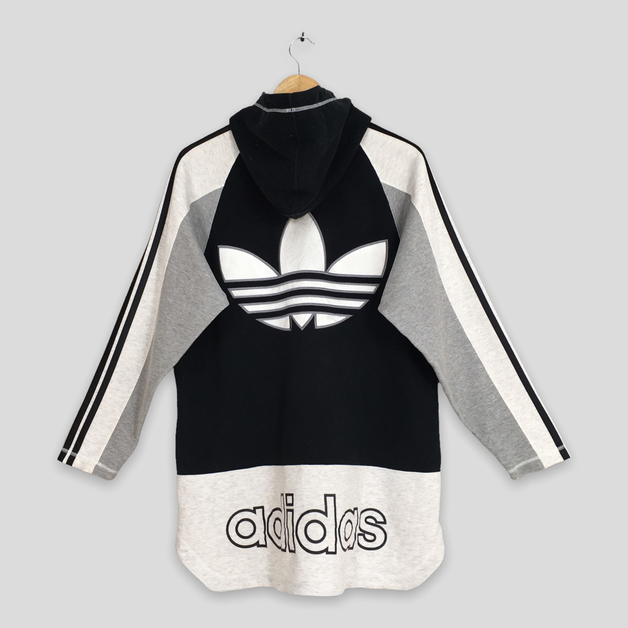 Adidas Vintage 80's Adidas Trefoil Sweatshirt Large Size US L / EU 52-54 / 3 - 7 Thumbnail