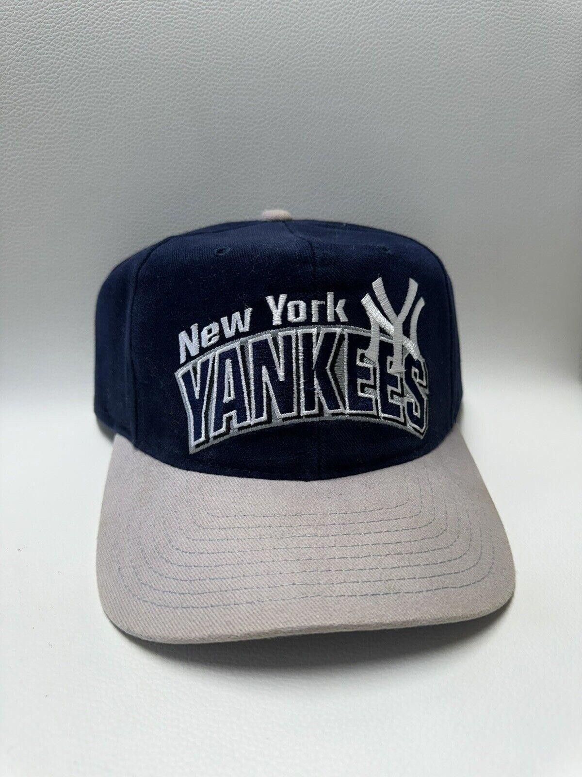 Vintage MLB New York Yankees Starter SnapBack Hat Hats