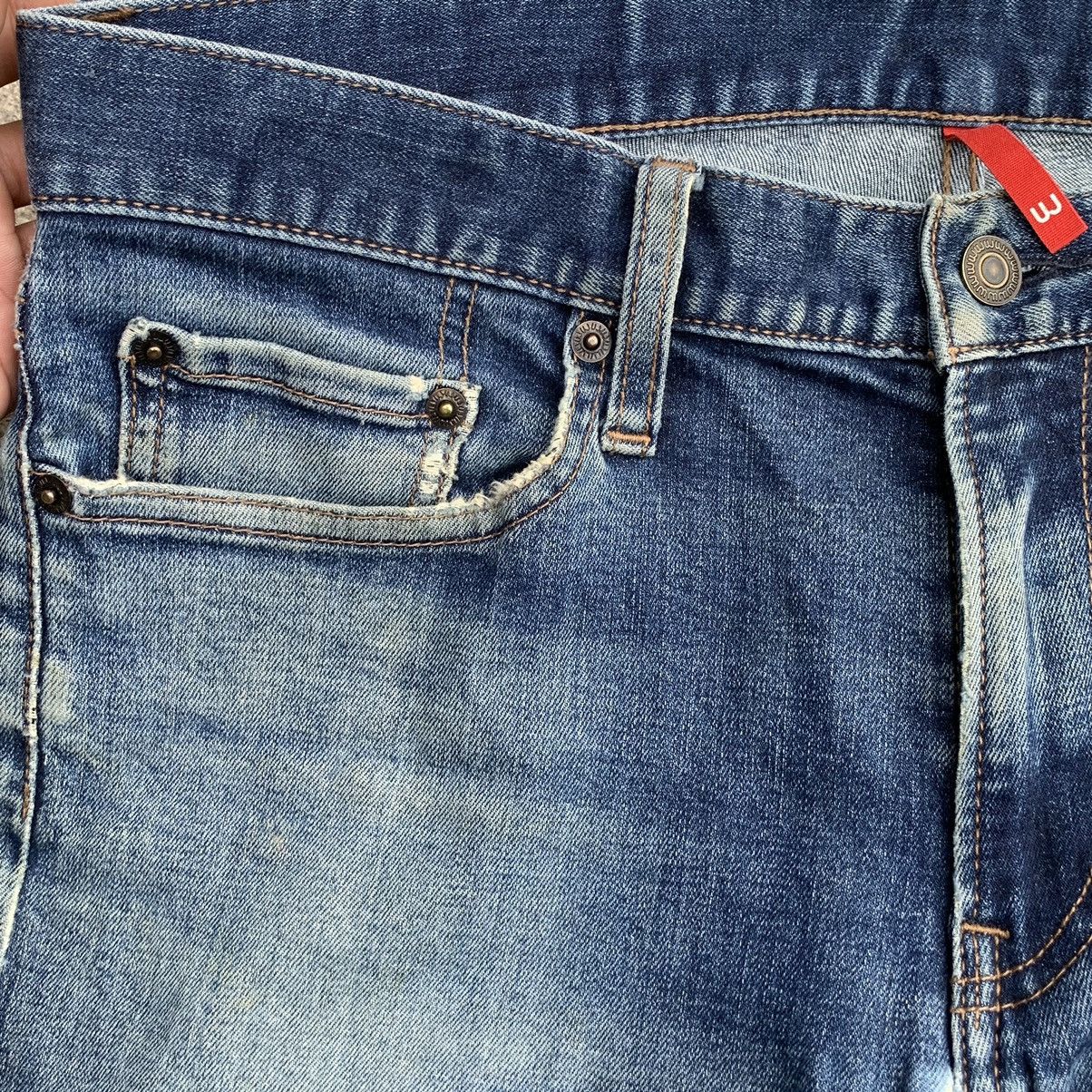 Undercover × Uniqlo Vintage Faded Two Tone Uniqlo Distressed Jeans Denim W33 Size US 33 - 5 Thumbnail