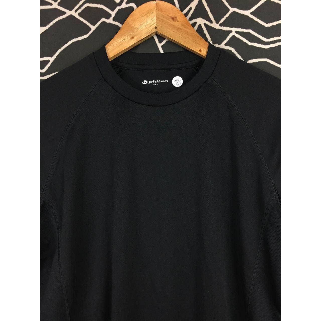 Japanese Brand × Vintage Phiten Japanese Brand Embroidered Logo Activewear Tee Size US M / EU 48-50 / 2 - 3 Thumbnail