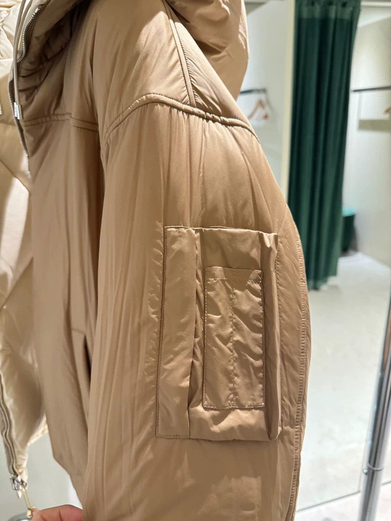 Loro Piana LORO PIANA The lady's warm down jacket can be worn by both Size S / US 4 / IT 40 - 7 Thumbnail