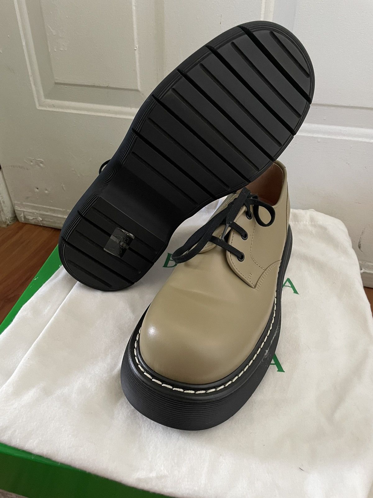 Bottega Veneta Bottega Veneta Leather Bounce Derby Shoe Size US 11.5 / EU 44-45 - 2 Thumbnail