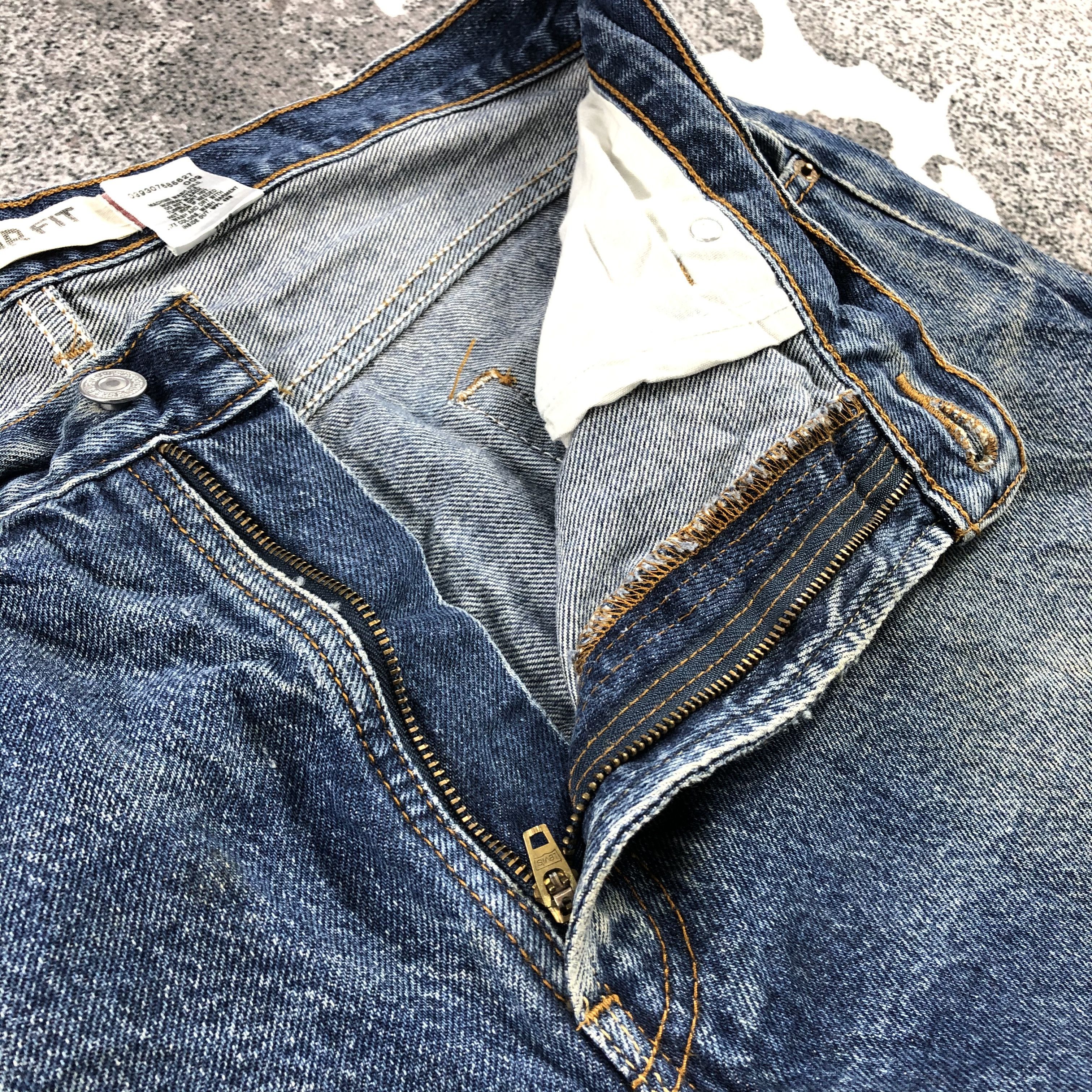 Vintage Levi's 505 Jeans Faded Blue Denim KJ1100