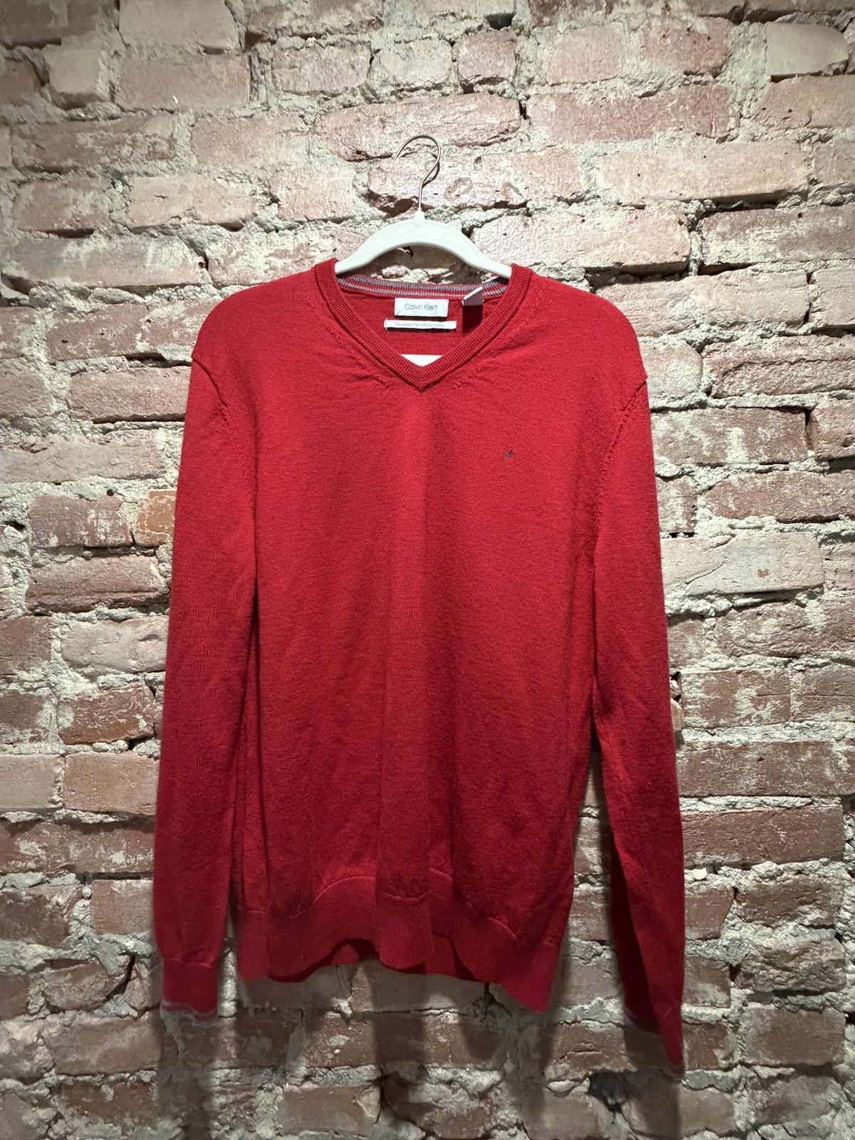 Calvin Klein Calvin Klein Men's Red Pullover Size US M / EU 48-50 / 2 - 1 Thumbnail