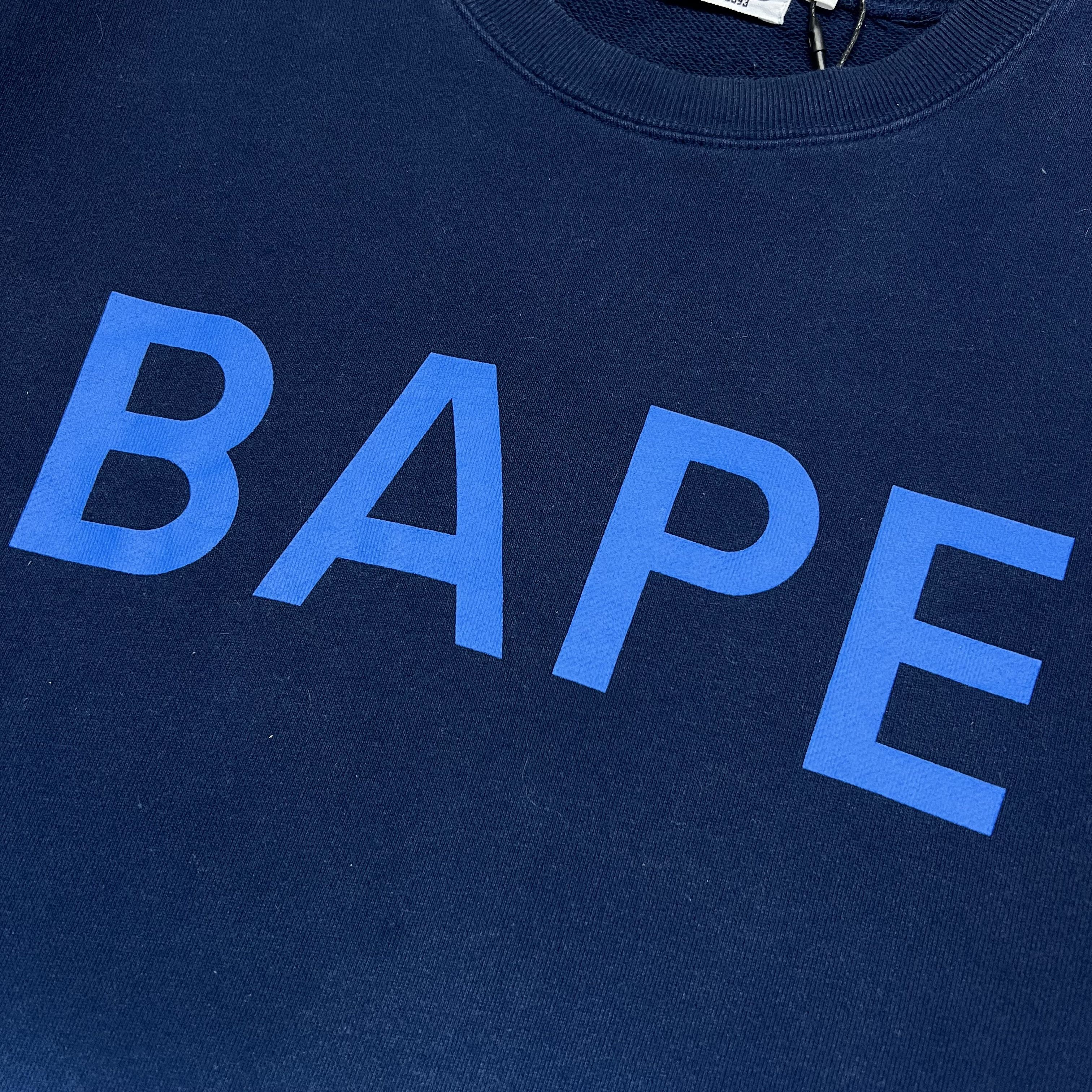 Bape A Bathing Ape Gradation Fade Logo Sweatshirt Size US M / EU 48-50 / 2 - 3 Thumbnail