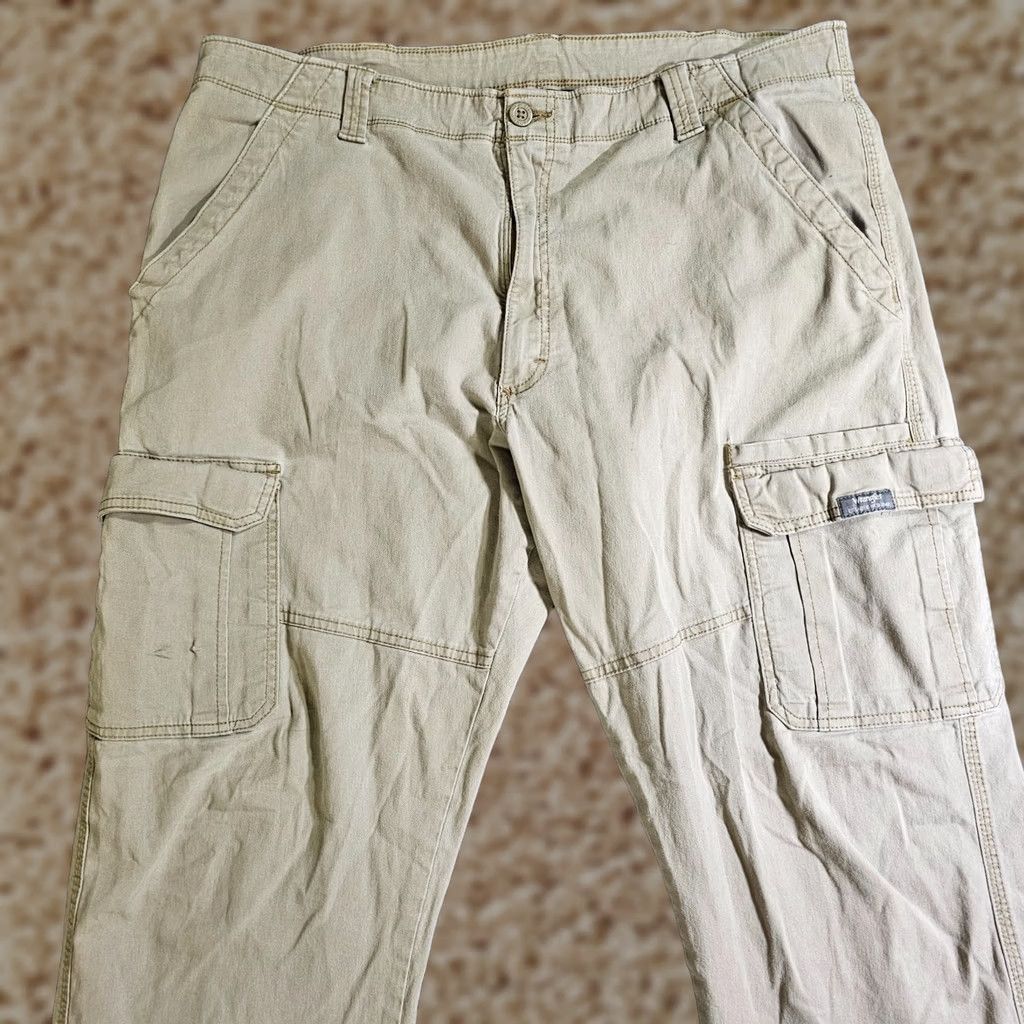 Wrangler Wrangler Pants Jeans Mens 38x32 Beige Khaki Cargo Classic Neutral Casual Cargo Pockets Canvas Flat Front Mid Rise Cotton Jeans Mens Size US 38 / EU 54 - 1 Thumbnail