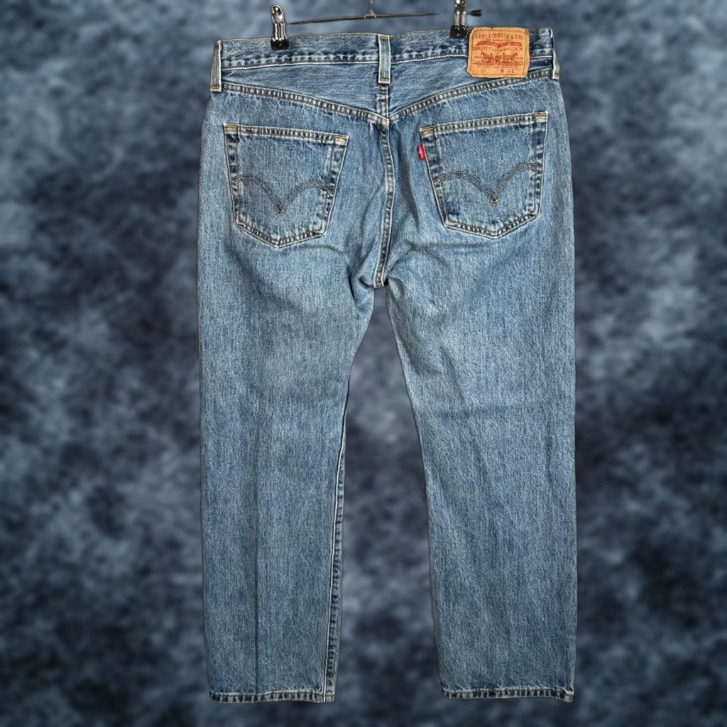 Levi's VINTAGE Levi's 501 Jeans Mens Straight Inseam 29 in 36 x 30 Blue Denim Cotton Cotton Denim | Levi's 501 | Jeans | Men Size US 36 / EU 52 - 1 Thumbnail