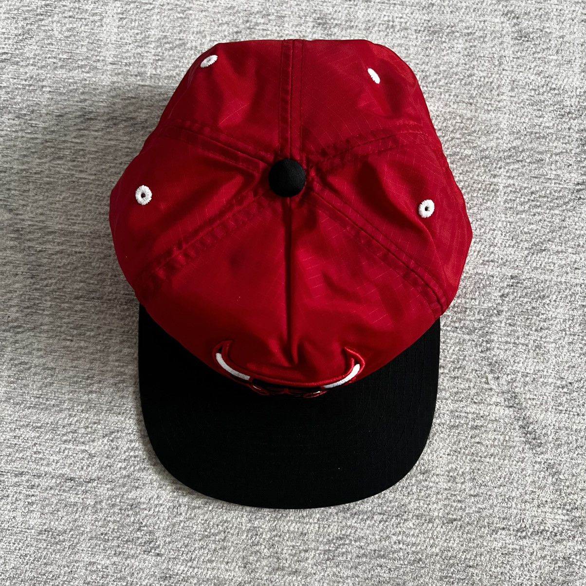 Mitchell & Ness Mitchell & Ness Men’s NBA Chicago Bulls Red Nylon Zipper Hat Size ONE SIZE - 3 Thumbnail