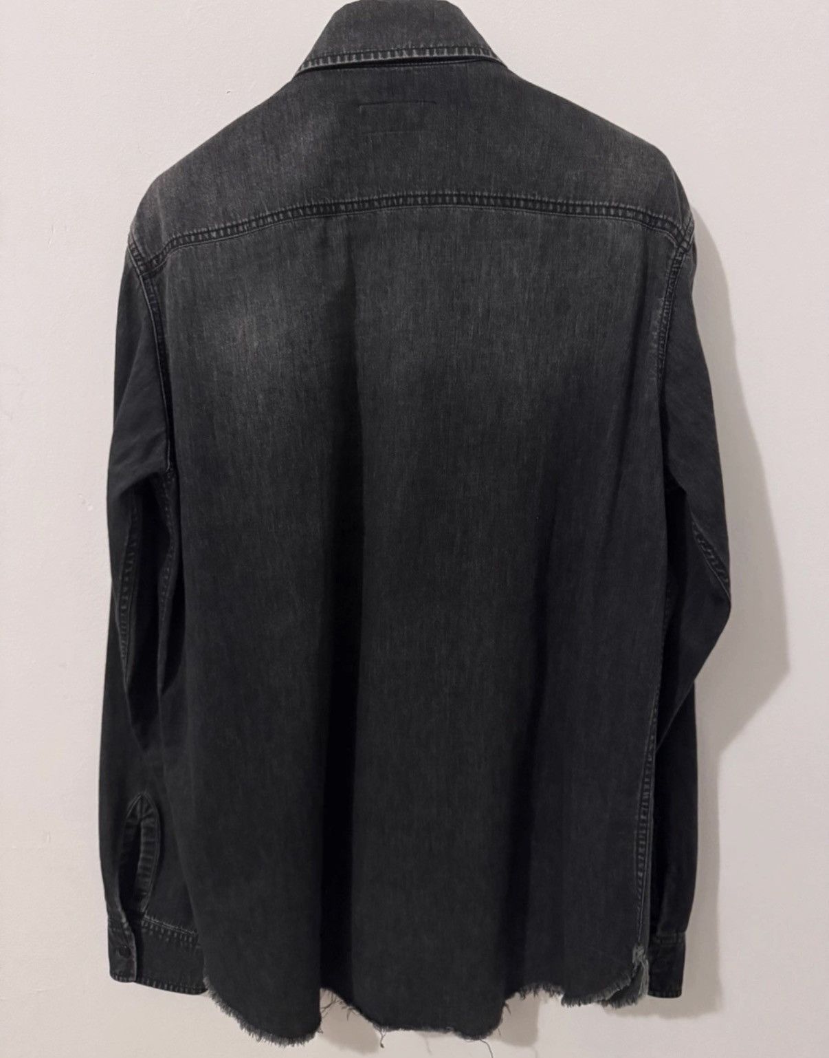 Saint Laurent Paris SLP 18SS Gray Distressed Single-Pocket Frayed Hem Shirt Size US S / EU 44-46 / 1 - 2 Thumbnail