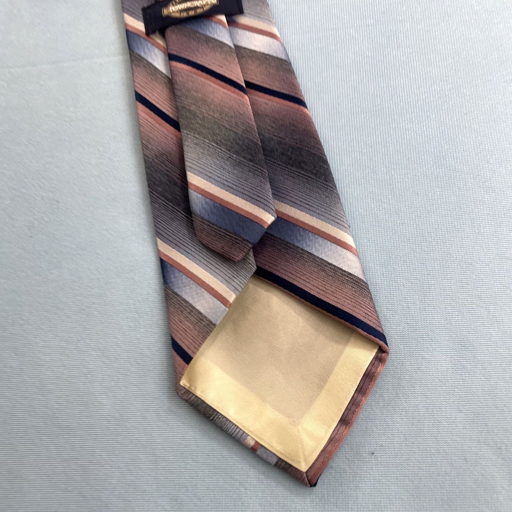 Pinko Towncraft Est 1927 Tie Polysilk Woven Striped Pink Salmon Blue Vtg 60s 3.5x58 Neckwear Tie Vintage Mens Size ONE SIZE - 4 Thumbnail