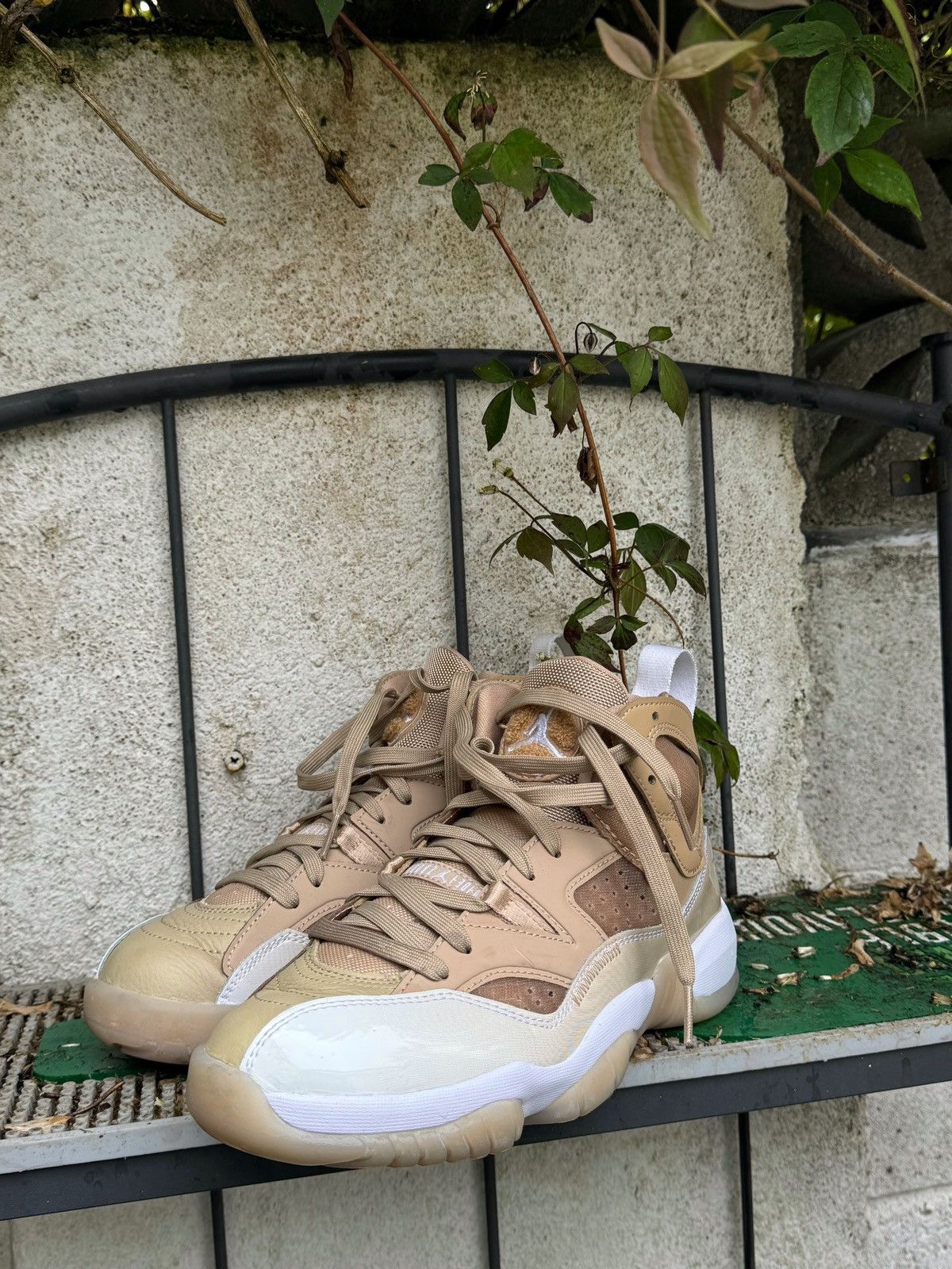 Jordan Brand Air Jordan Size US 7.5 / IT 37.5 - 1 Thumbnail