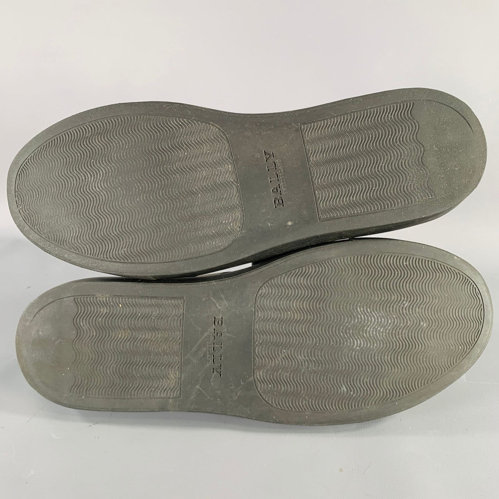 Bally BALLY Size 9.5 Black White Stripe Leather Slip On Loafers Size US 9.5 / EU 42-43 - 6 Thumbnail