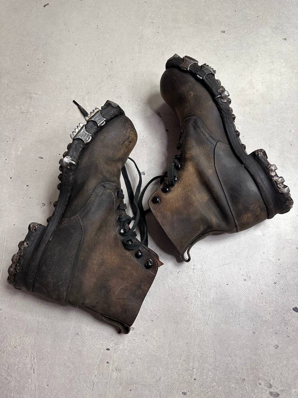 Other Vintage Swiss Army Hobnail WW2 Mountaineering Boots Tricouni Size US 8 / EU 41 - 9 Thumbnail