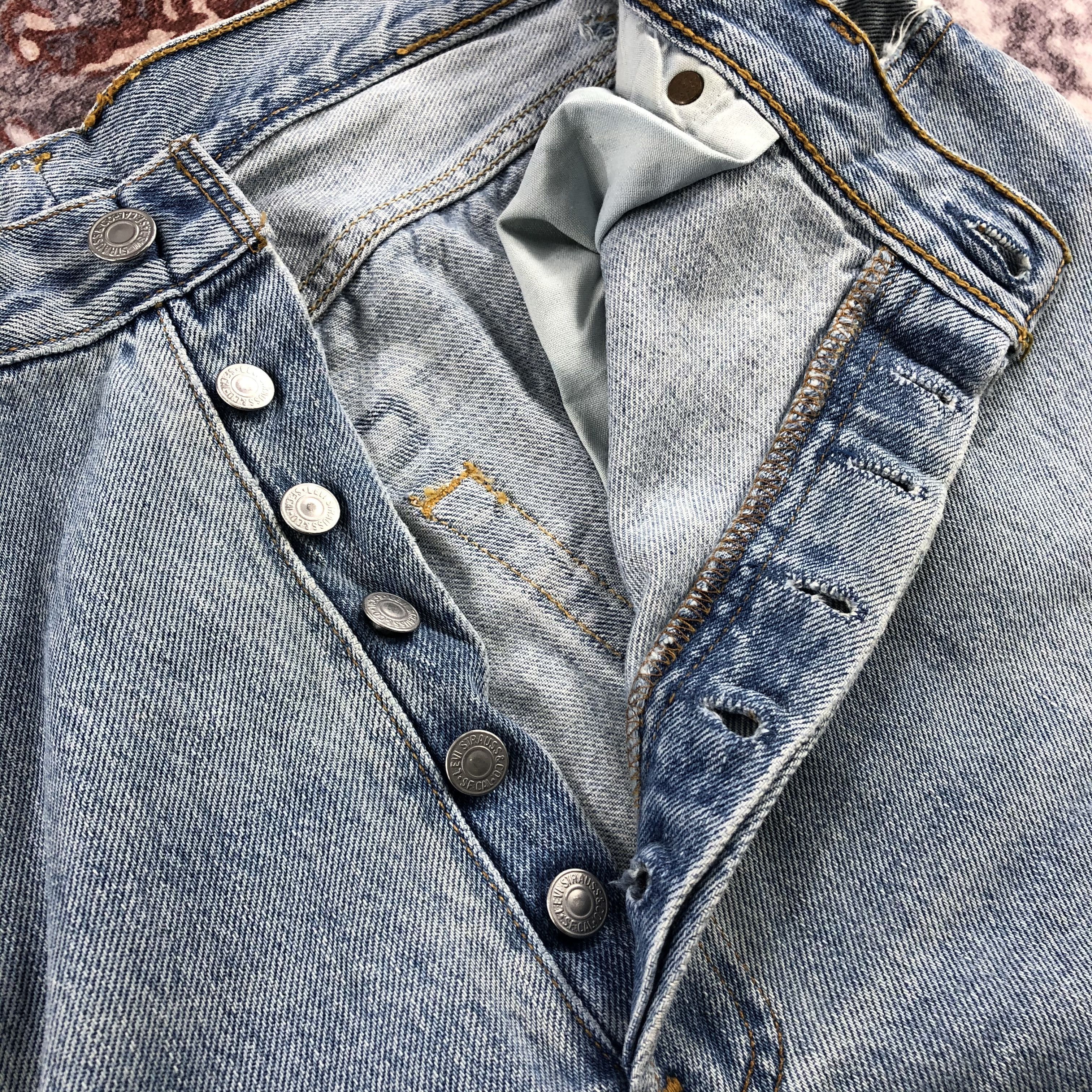 Levi's × Vintage Vintage 90s Blue Wash Levis 501 Jeans-JM2589 Size US 35 - 9 Thumbnail
