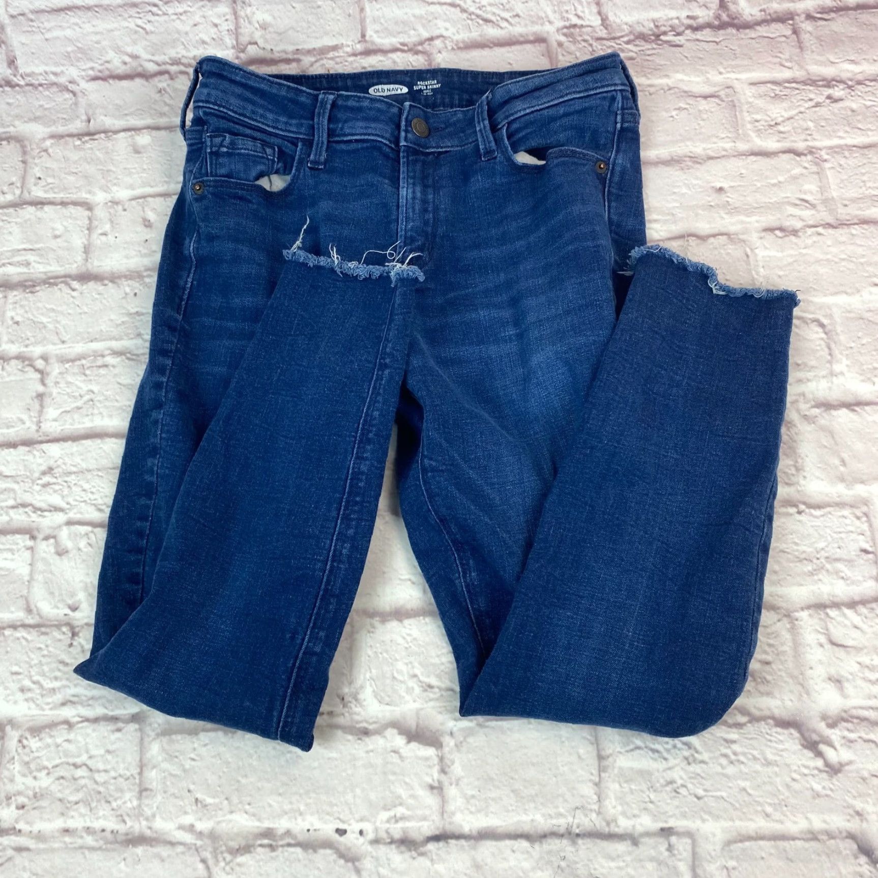 Old Navy Old Navy Women Rockstar Super Skinny Jeans Size 10 Blue Raw Hem Stretch Mid Rise Regular Color Blue 90s Style 10 Mens Girls? Size 32" / US 10 / IT 46 - 2 Thumbnail