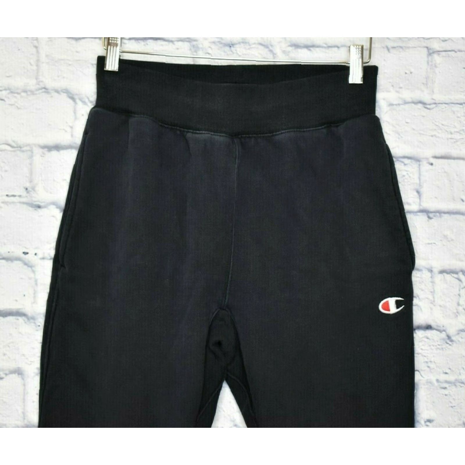 Champion Champion Sweatpants Joggers Black Unisex Adults Small Regular Inseam 30in Tapered Elastic Waist Pockets Heavyweight Cotton Blend Joggers Size 28" / US 6 / IT 42 - 2 Thumbnail