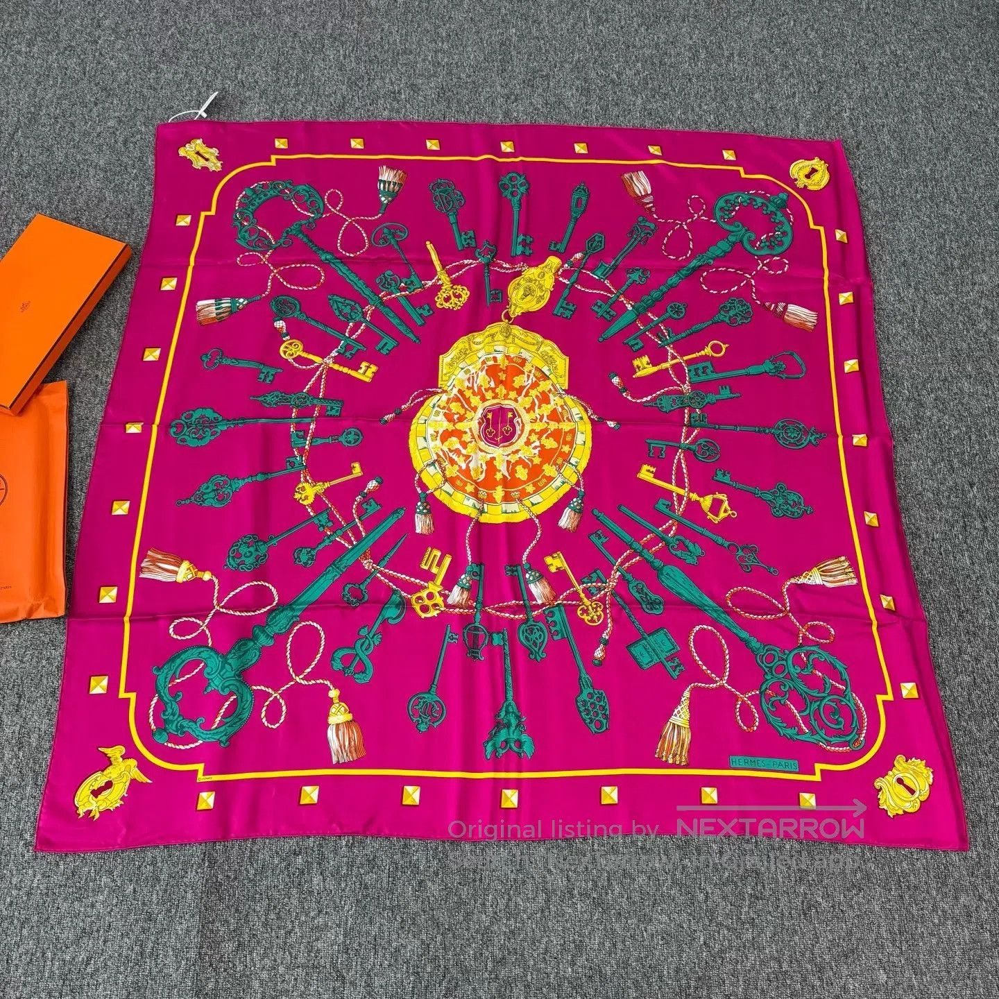 Hermes Hermes Bronze Key; Generous Scarf| Size ONE SIZE - 1 Thumbnail