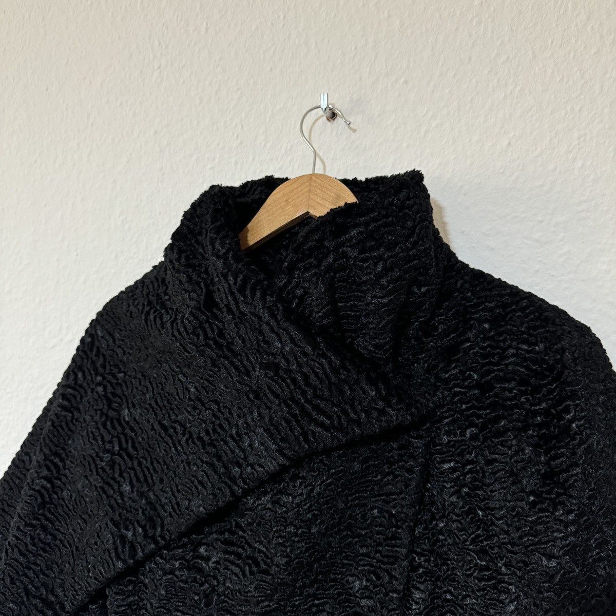 Ann Demeulemeester × Designer 2000s ANN DEMEULEMEESTER BLACK LAMB SHEARLING BELTED COAT Size M / US 6-8 / IT 42-44 - 8 Thumbnail