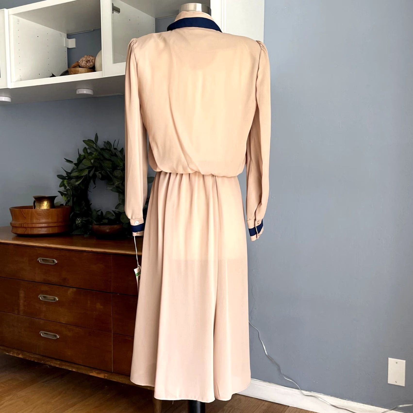 Vintage VINTAGE Bobby's Girl Chiffon Midi Dress Office Wear/Work Beige S/M 70s Secretary/Geek Size S / US 4 / IT 40 - 4 Thumbnail