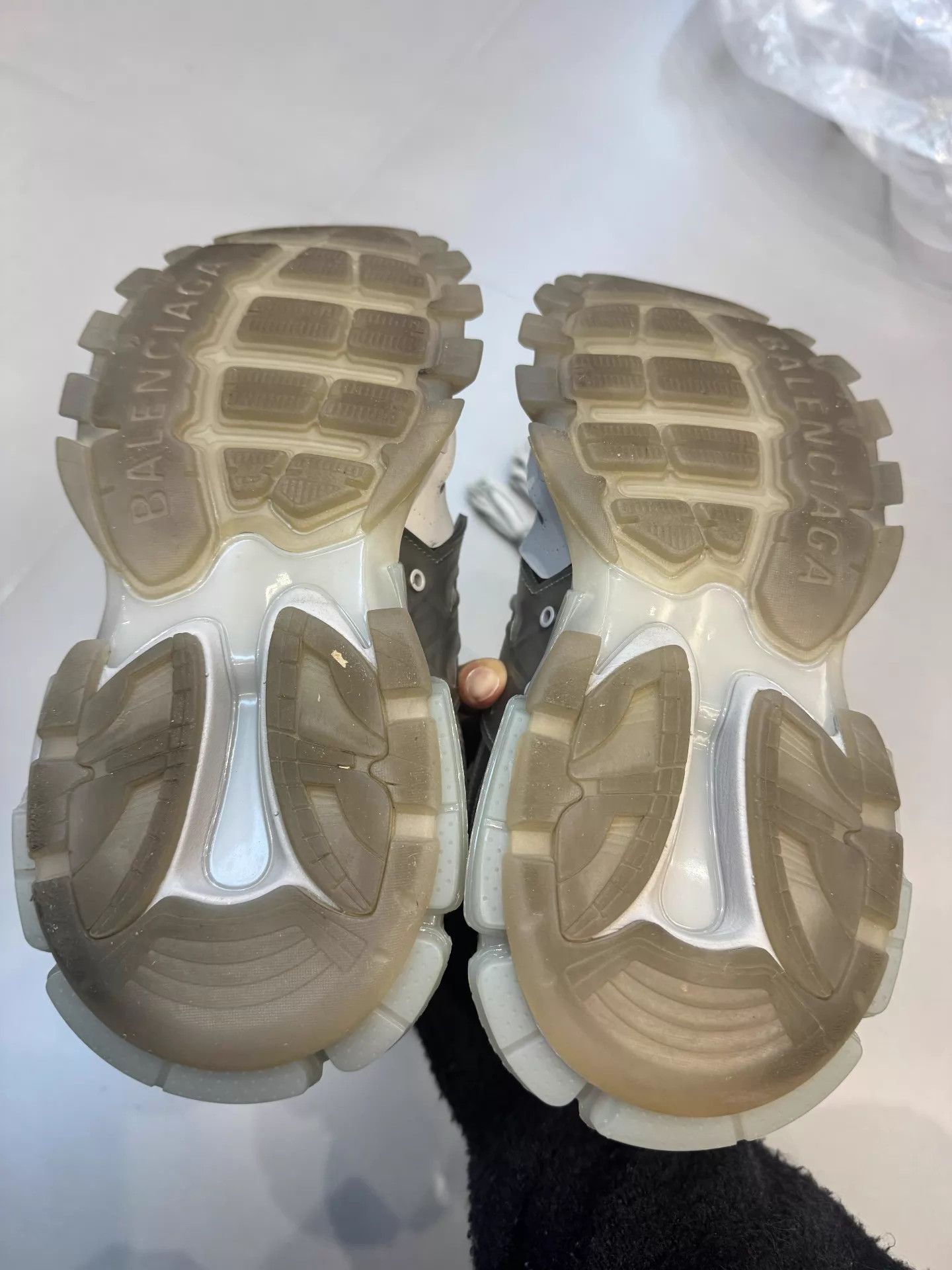 Balenciaga Balenciaga Track White/Gray Colorblock Clear Sole 38 Size US 7.5 / IT 37.5 - 5 Thumbnail