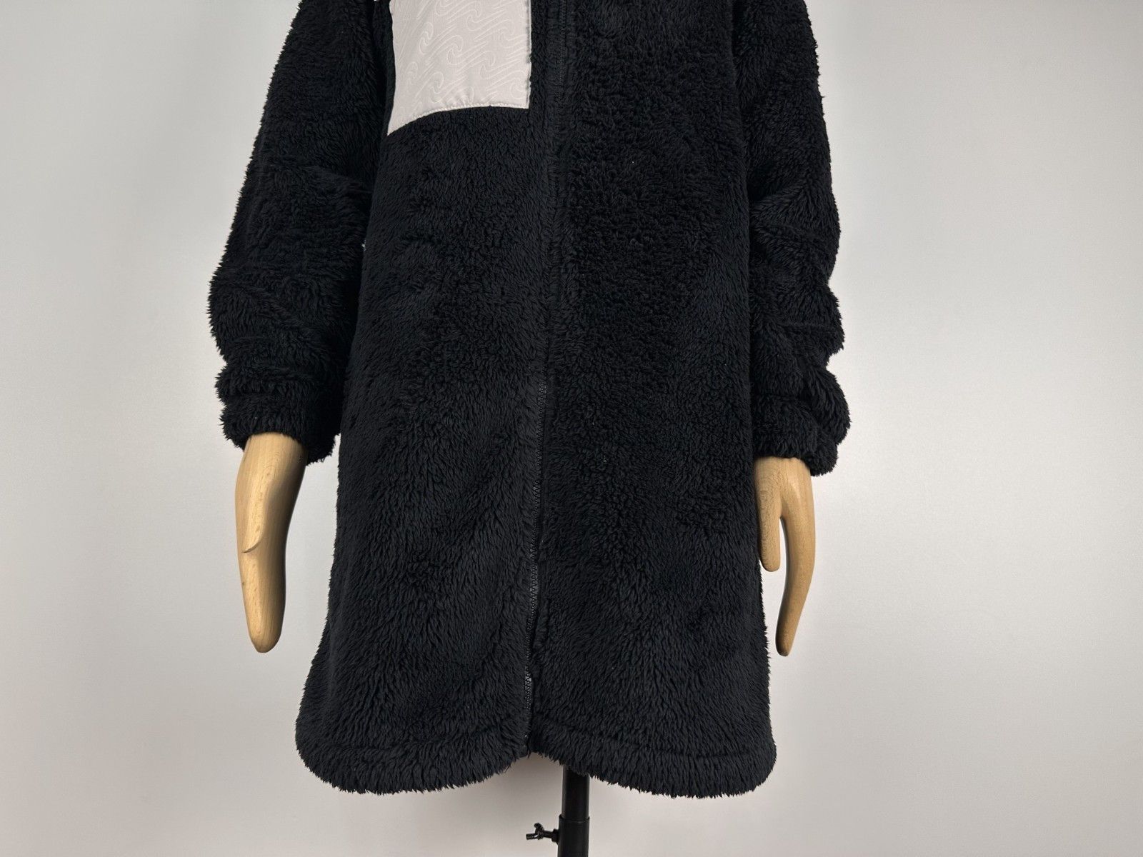 Nike Nike Deep Fleece Sherpa Jacket Long Black Girls L Womens S Size S / US 4 / IT 40 - 5 Thumbnail