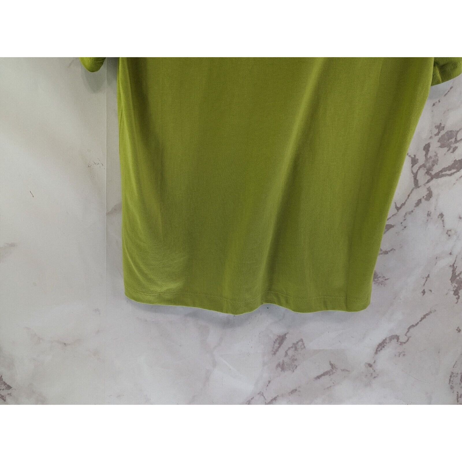 Everlane Everlane T Shirt Women Small Green Crew Neck Box Cut Tee Size S / US 4 / IT 40 - 7 Thumbnail