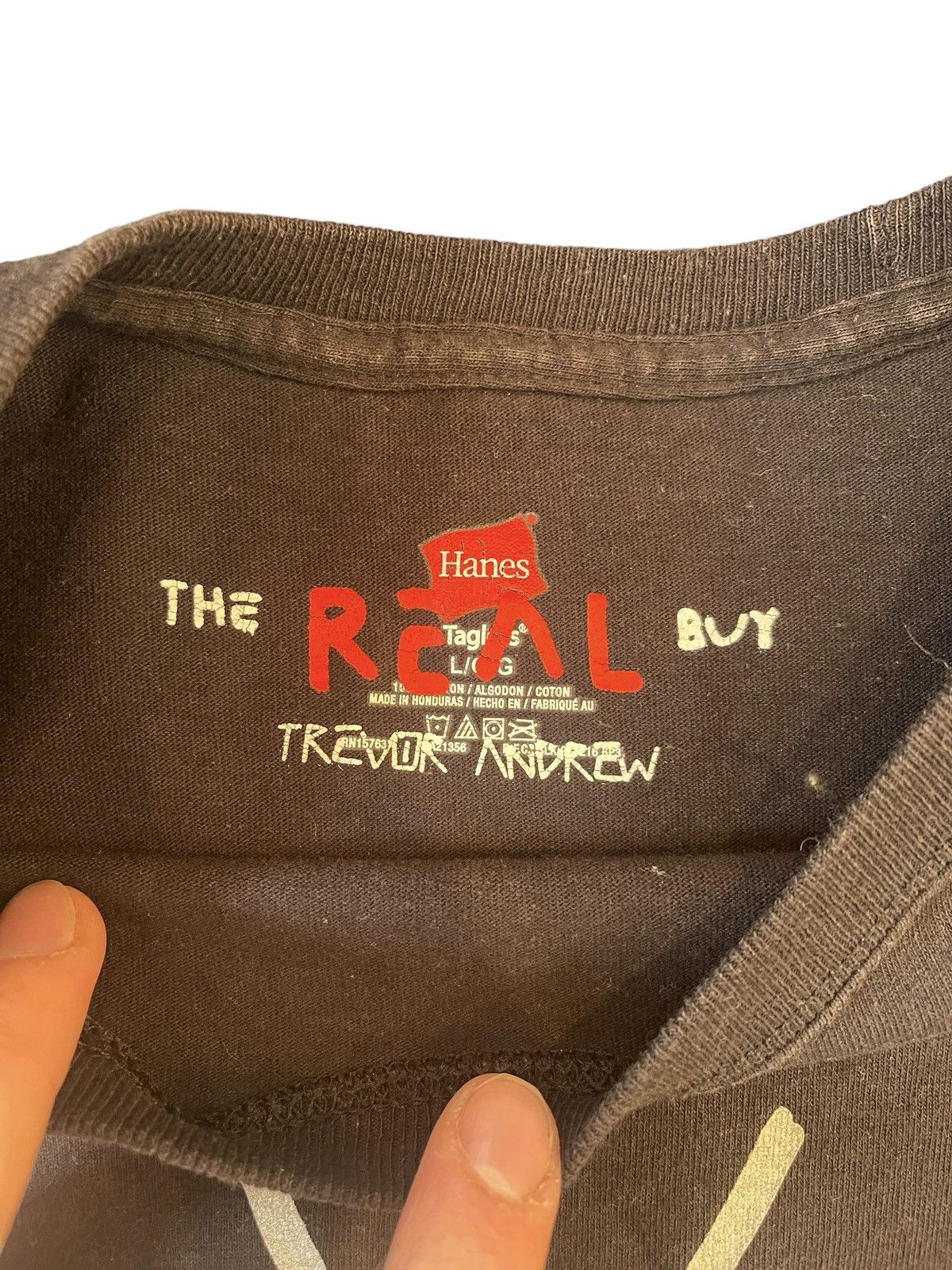 Hanes The Real Buy Milk NYC T-shirt by Trevor Andrews Size US L / EU 52-54 / 3 - 3 Thumbnail