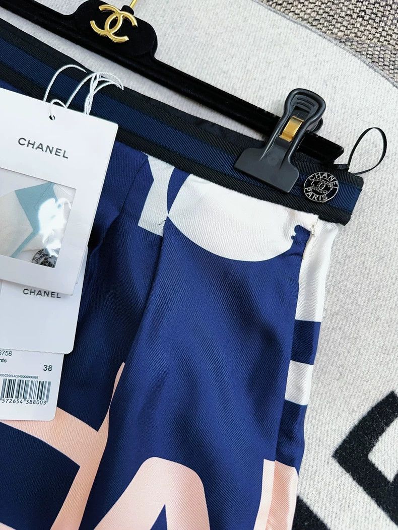 Chanel Chanel 20S Roof Series Blue Pink Letter Print Heavy Silk W Size 25" / US 0 / IT 36 - 2 Thumbnail
