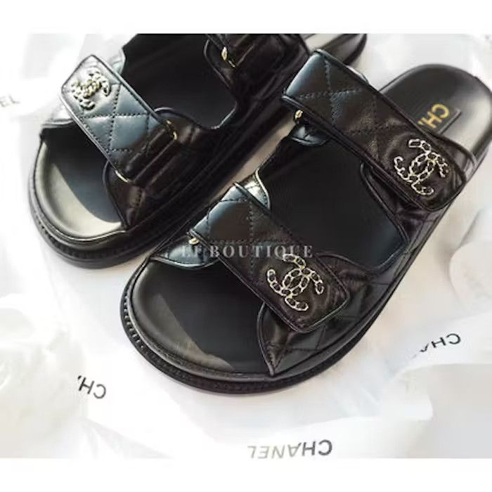 os11x0124 Sandals in Black