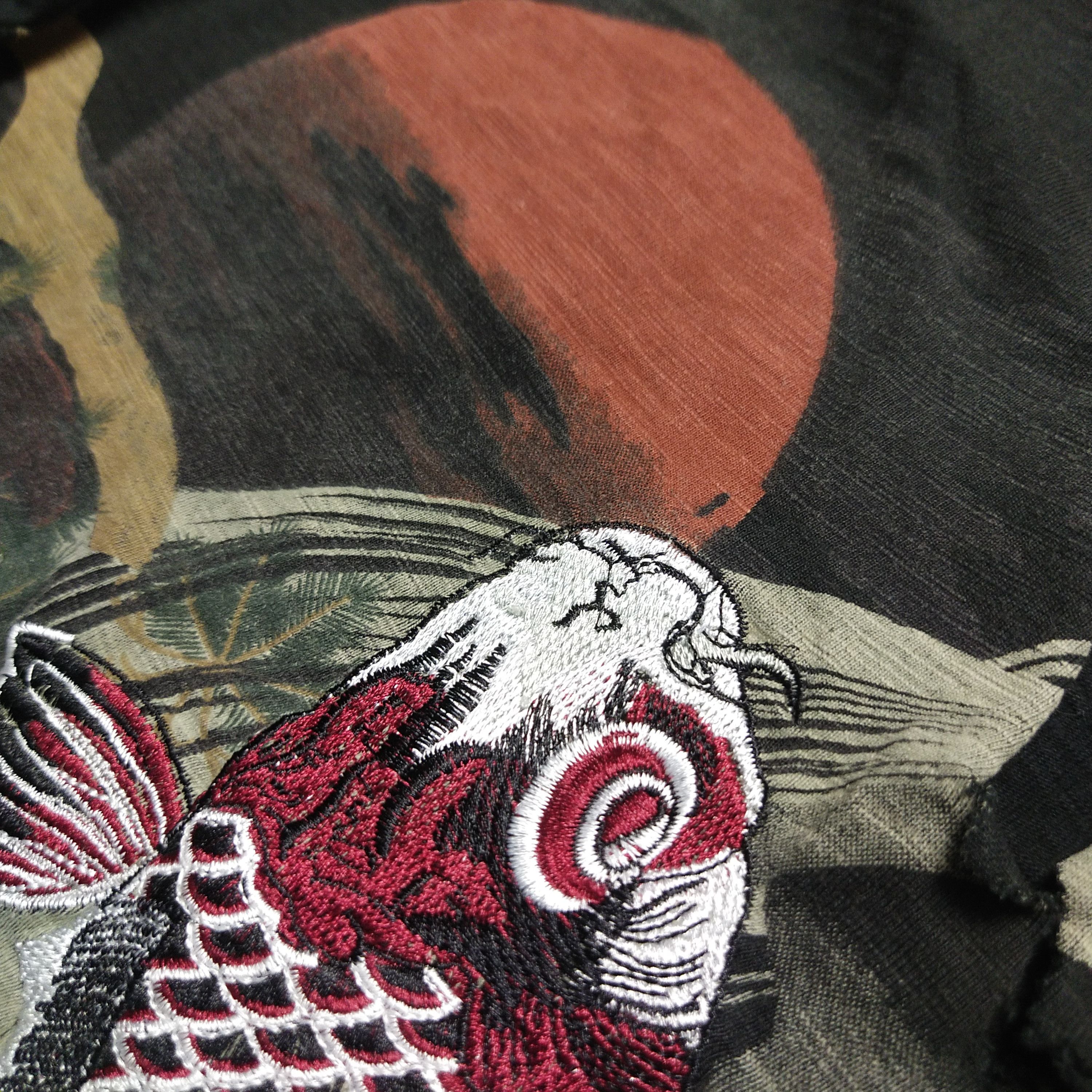Japanese Brand × Vintage Distressed KOI fish Tee Size US M / EU 48-50 / 2 - 12 Thumbnail