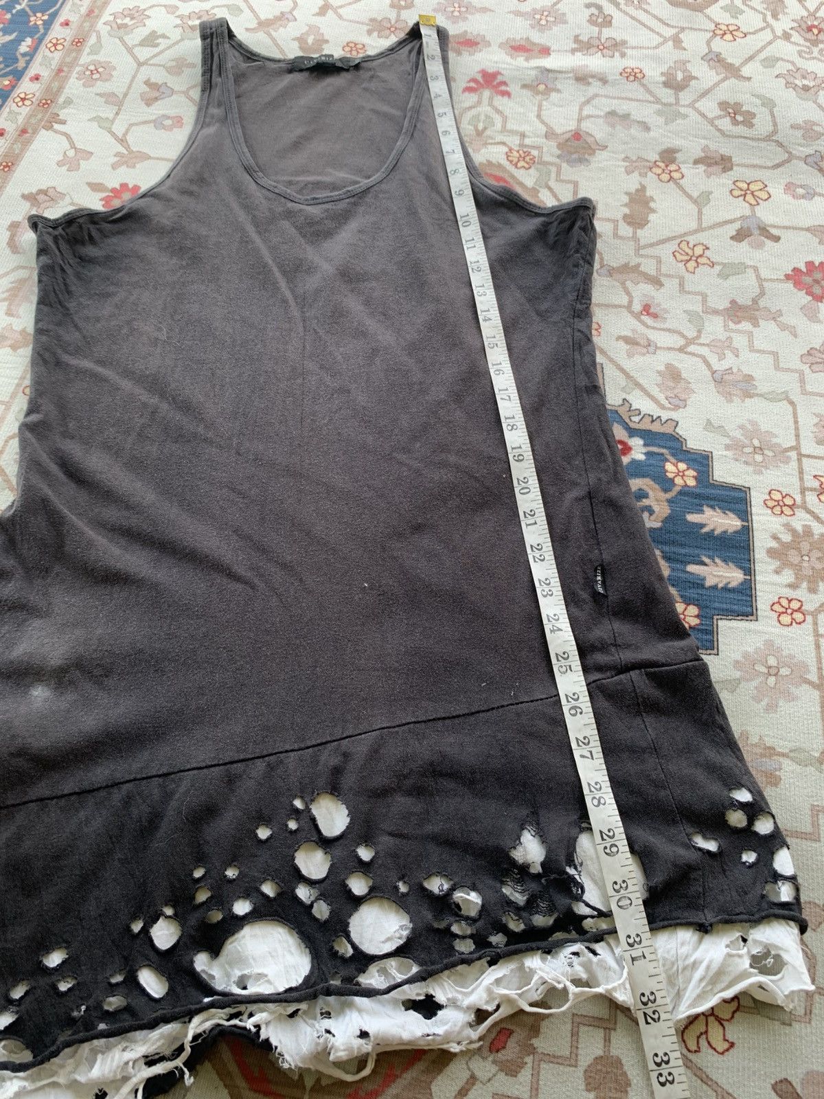 CIVARIZE CIVARIZE DESTROYED STYLE SLEEVELESS Size US S / EU 44-46 / 1 - 10 Thumbnail