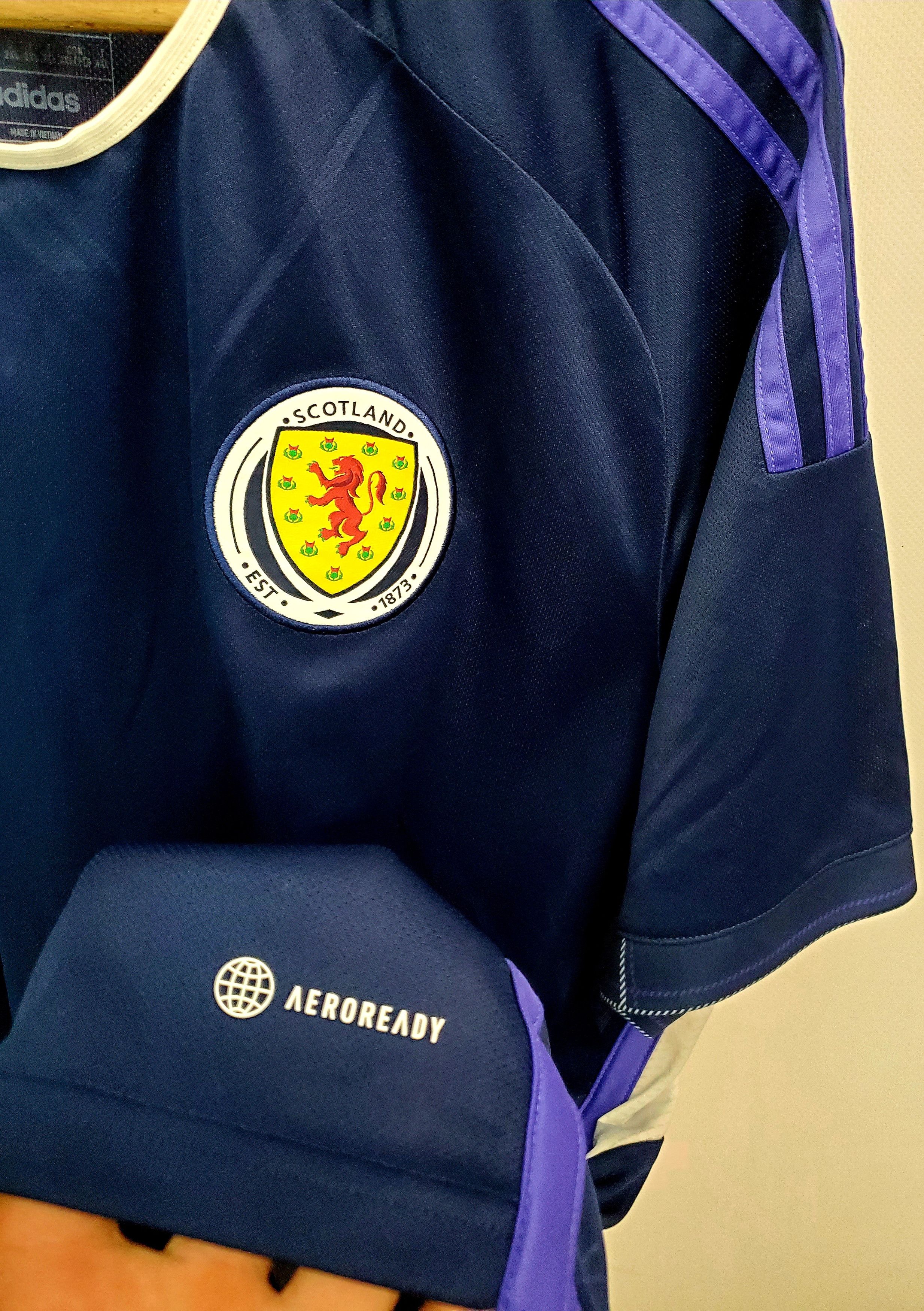 Adidas Scotland Home 2020\2022 Jersey perfect condition size XXl Size US XXL / EU 58 / 5 - 3 Thumbnail
