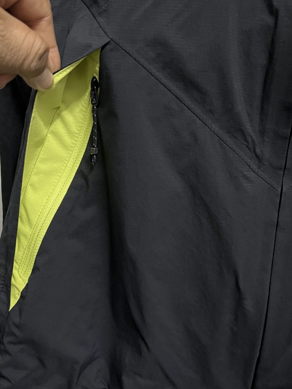 Spyder Spyder light hooded jacket zipper logo spiders Size US XL / EU 56 / 4 - 8 Thumbnail
