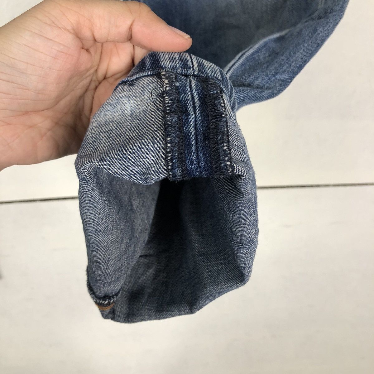 Levi's 🔥90’s Vintage Levi’s Distressed Denim Jeans Size US 31 - 11 Thumbnail