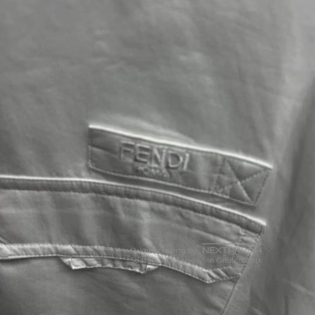Fendi Fendi Spliced Small Logo Shirt. Size S / US 4 / IT 40 - 2 Thumbnail