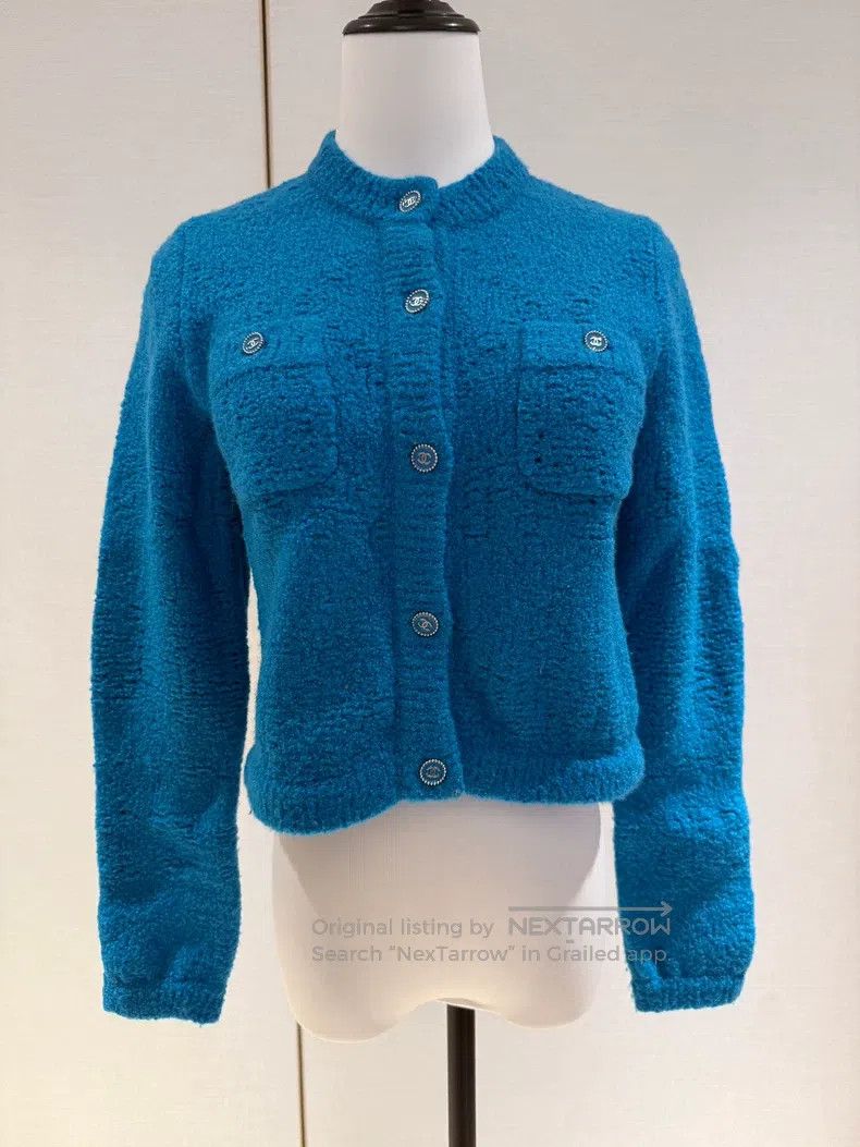 Chanel Chanel 19k autumn and winter peacock blue two-pocket knitt Size XS / US 0-2 / IT 36-38 - 1 Thumbnail