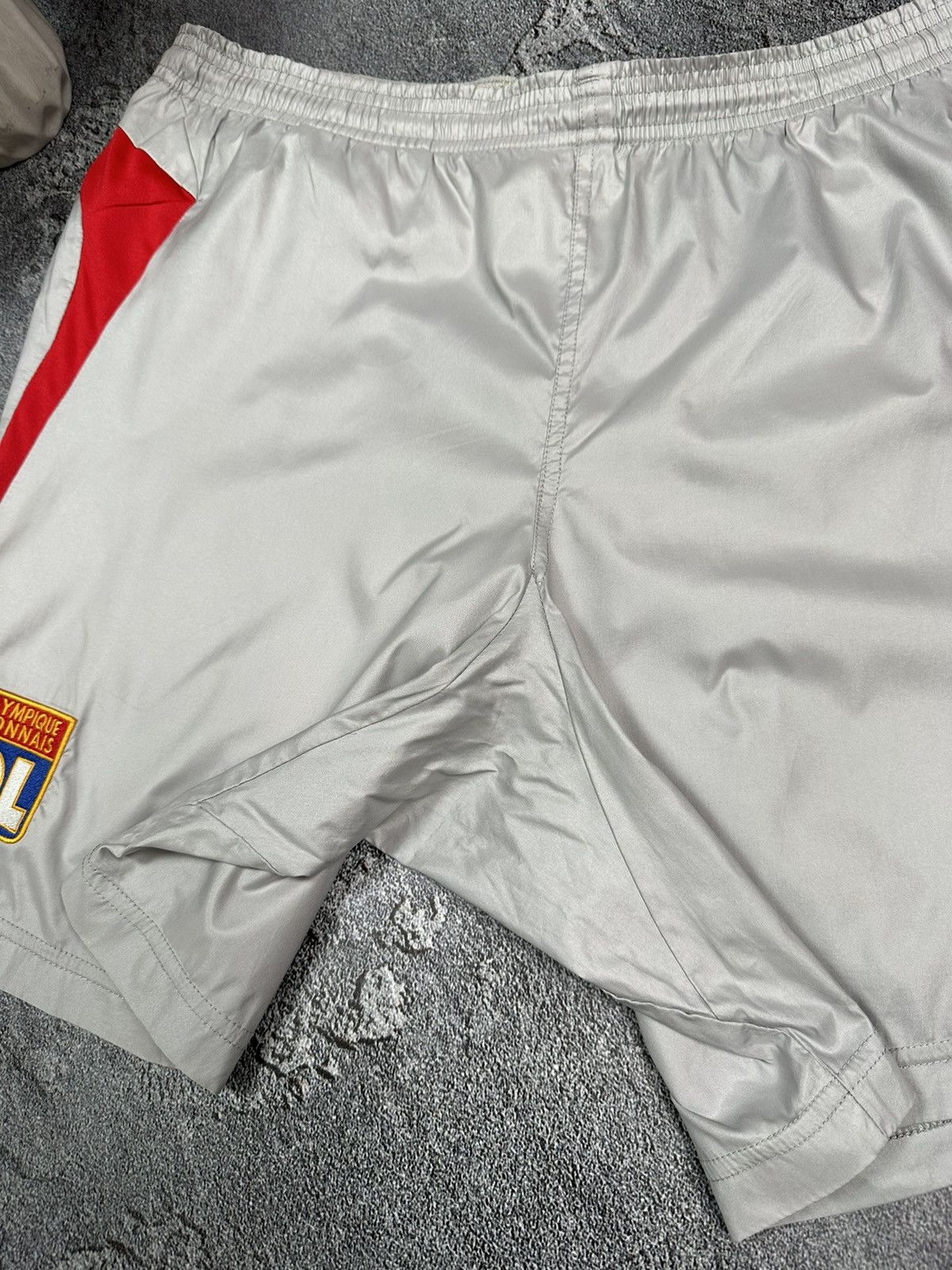 Umbro × Vintage Olympique Lyonnais vintage 2004 2005 Umbro shorts Size US 32 / EU 48 - 6 Thumbnail