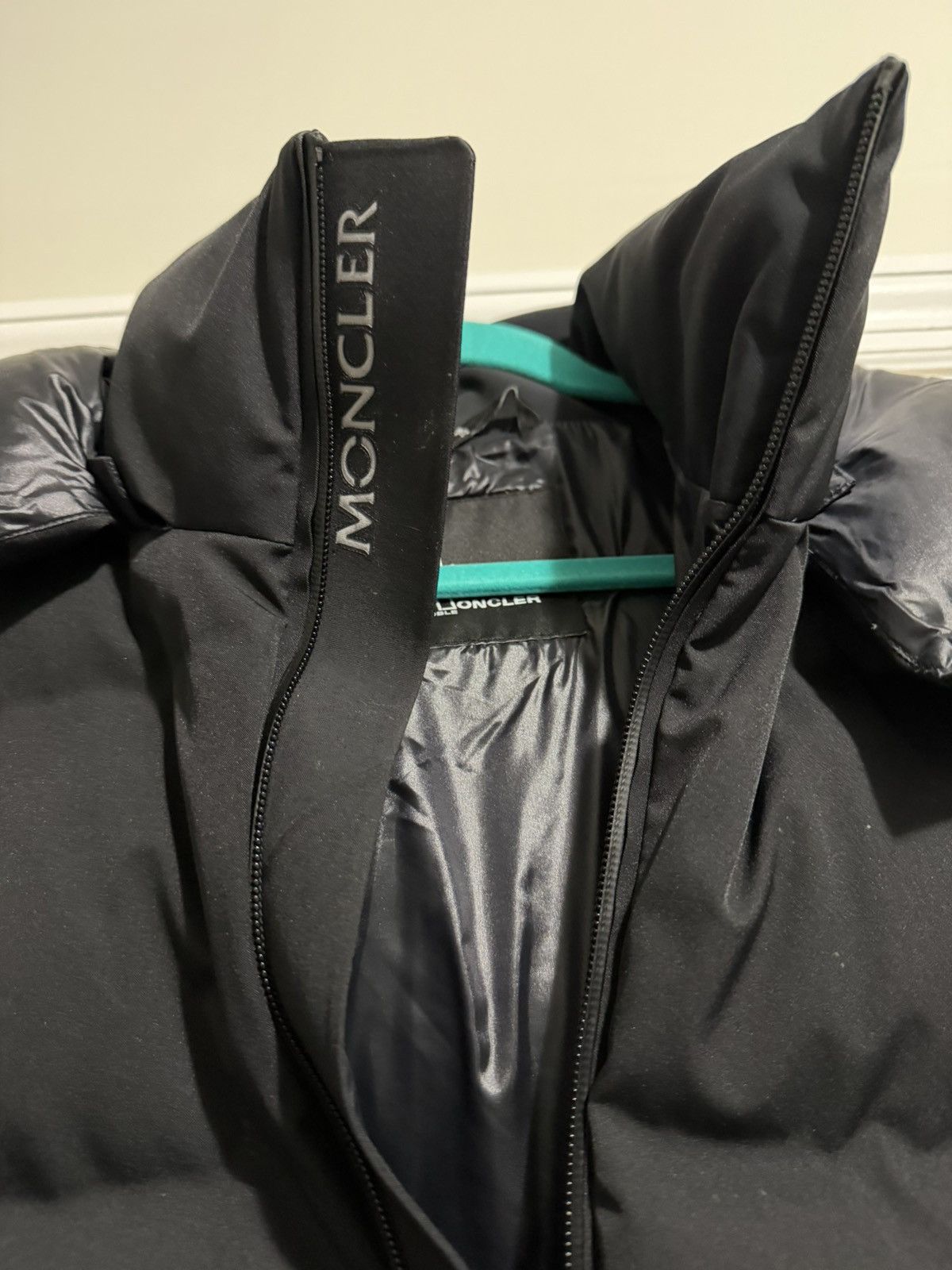 Moncler Moncler Grenoble Montgetech Short Down Jacket Size 3 (Large) Size US L / EU 52-54 / 3 - 5 Thumbnail