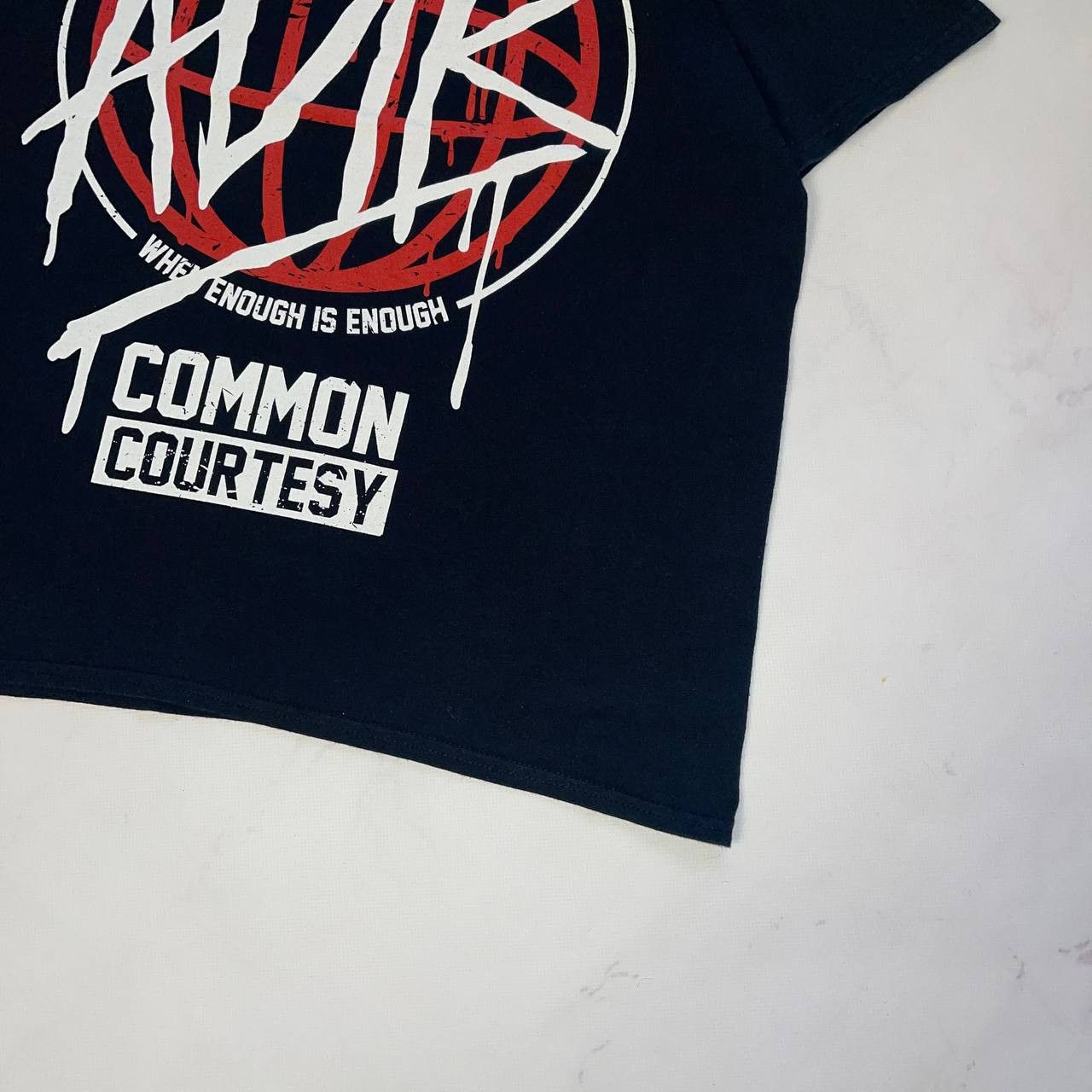 Vintage Vintage A Day To Remember Common Courtesy Rock Band T-Shirt Size US L / EU 52-54 / 3 - 8 Thumbnail