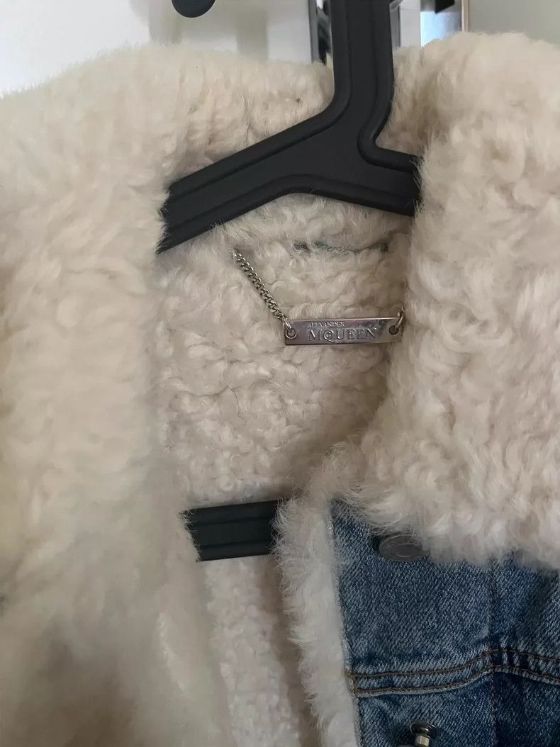 Alexander McQueen Alexander McQUEEN Lamb wool denim jacket 2504-Nextarrow Size XS / US 0-2 / IT 36-38 - 3 Thumbnail