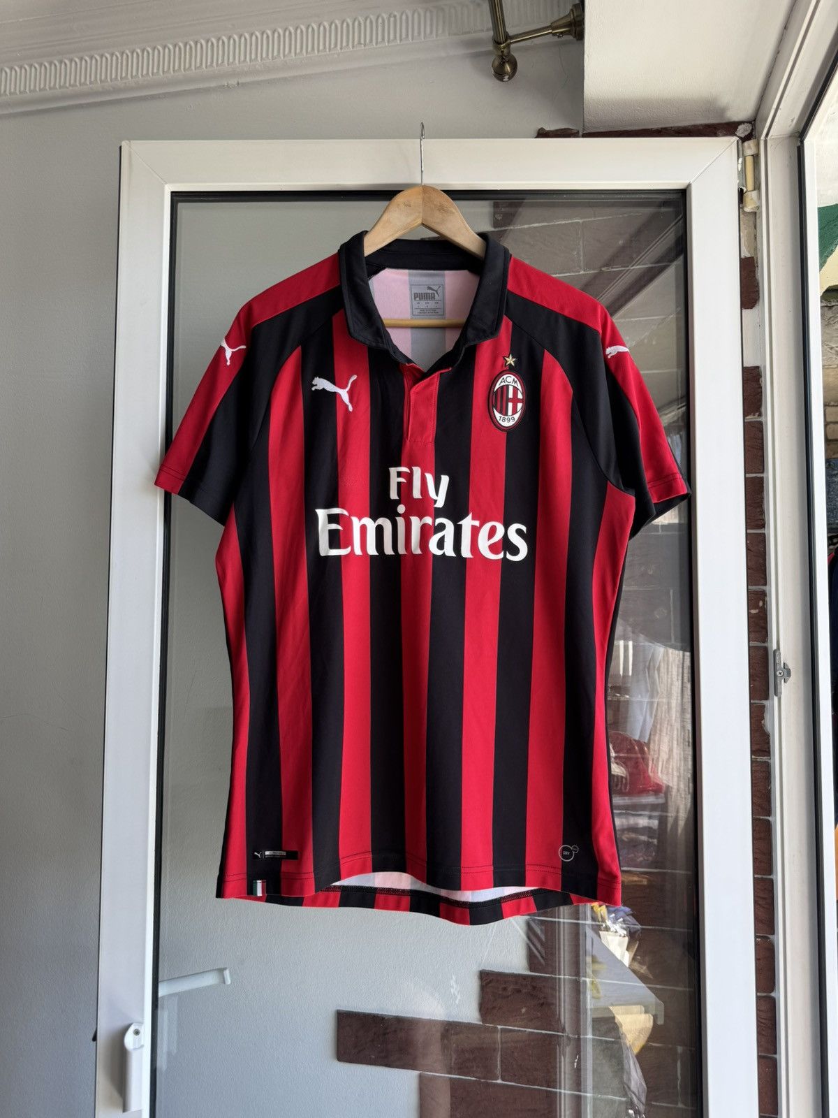Puma Puma Ac Milan 2018/19 Home Jersey Size US M / EU 48-50 / 2 - 1 Thumbnail